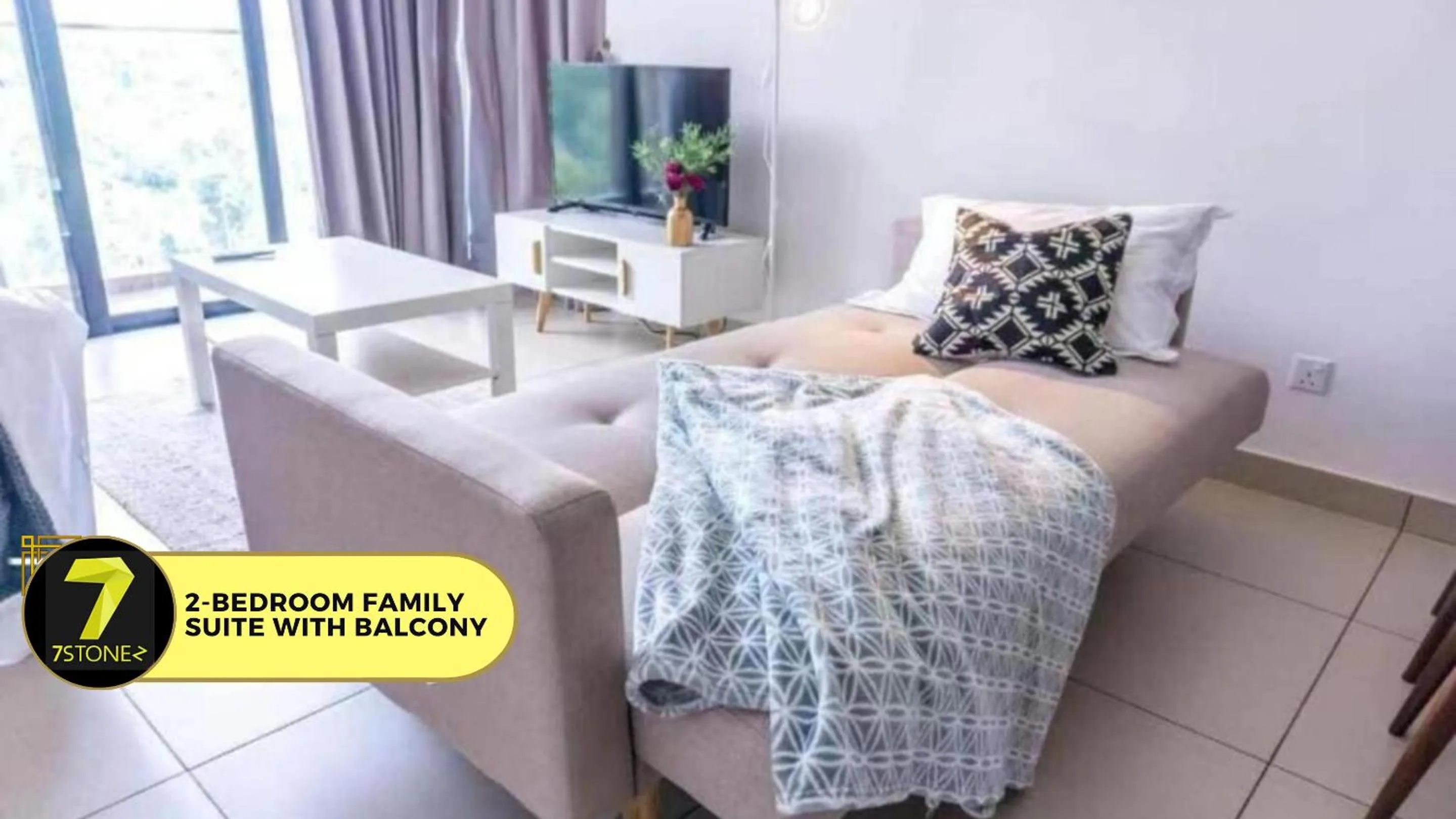 Living room, Bed in 7Stonez Residences Midhills Genting Highlands