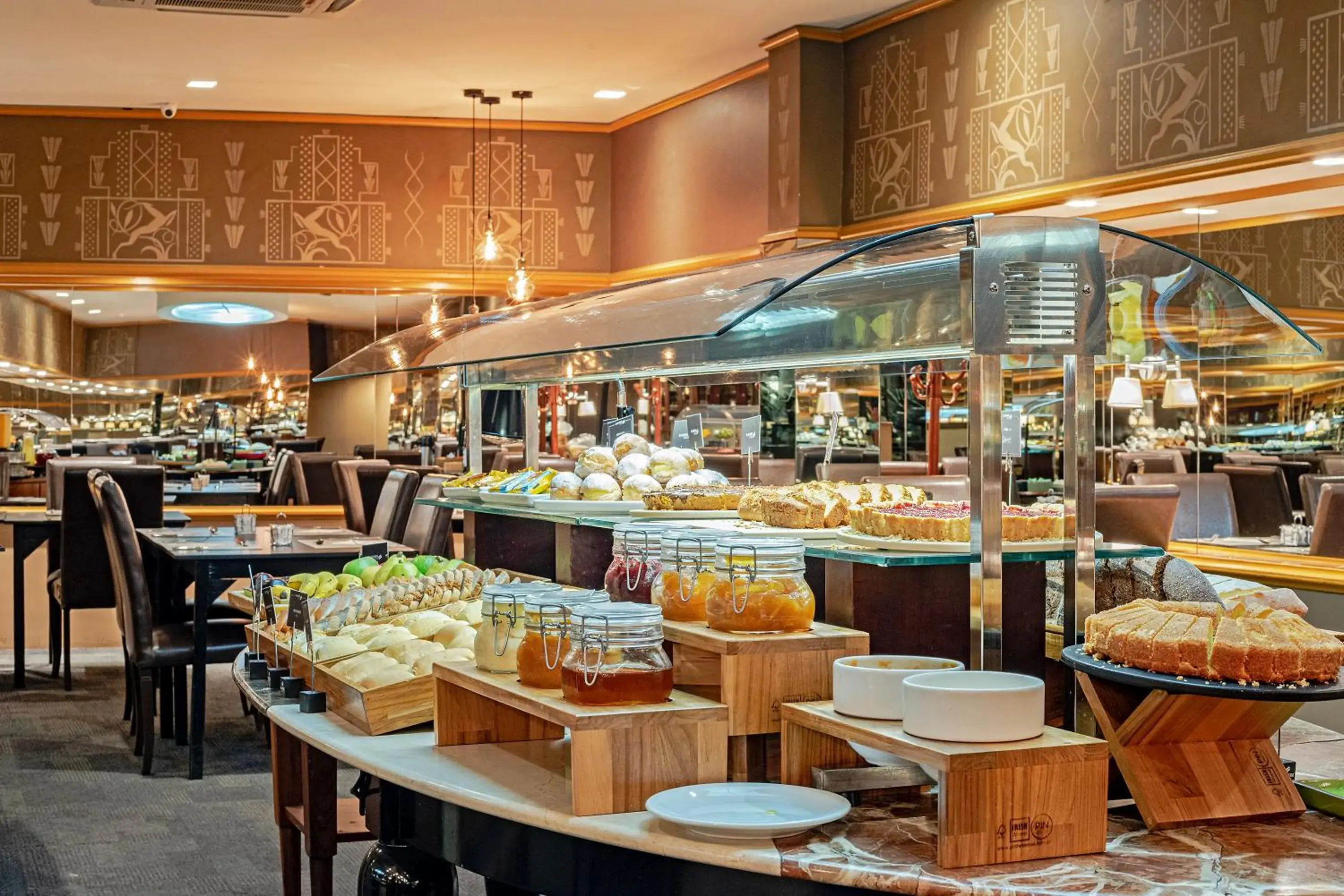 Food and drinks in Slaviero Curitiba Centro Food and drinks in Slaviero Curitiba Centro