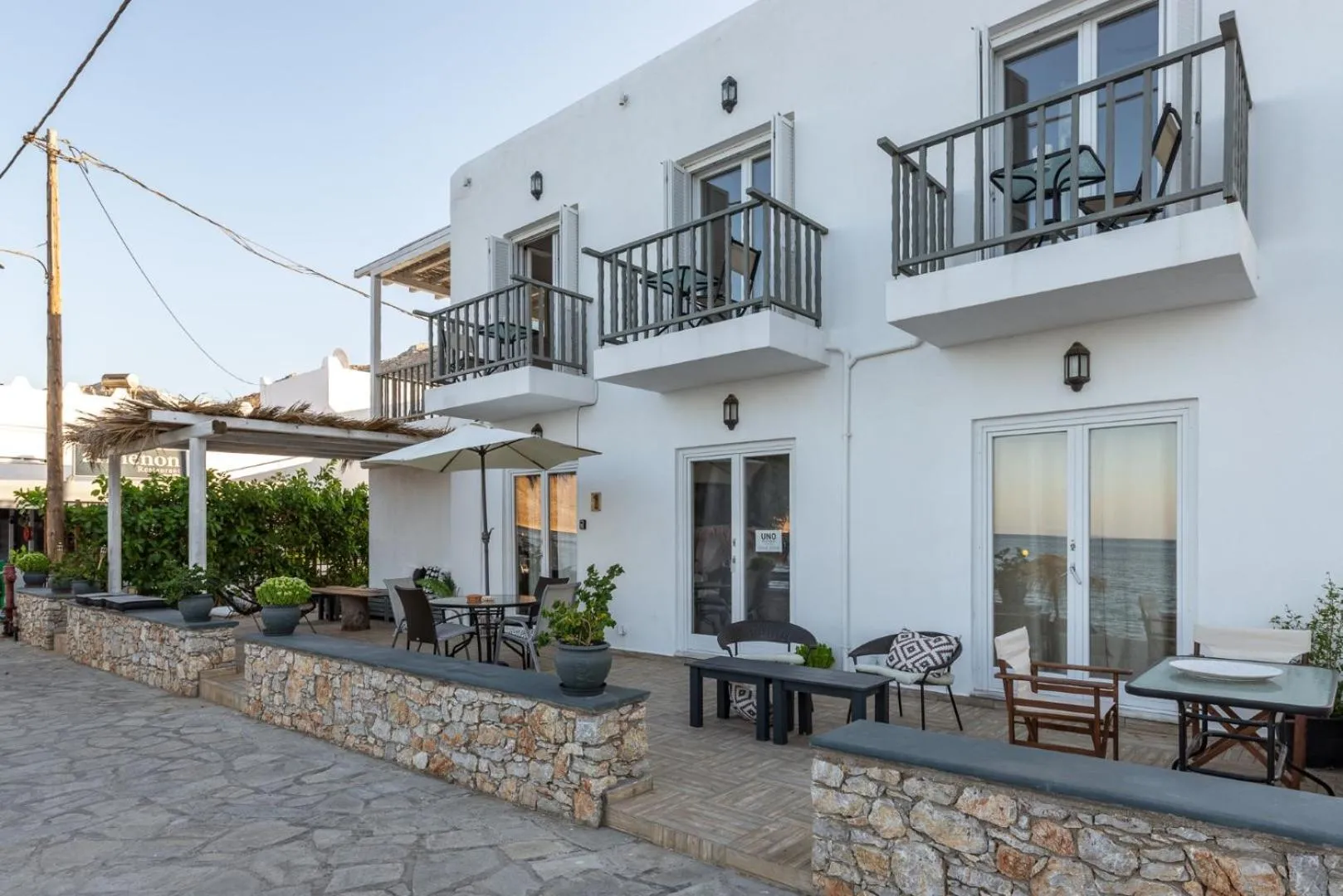 Uno Luxury Apartment with Sea view