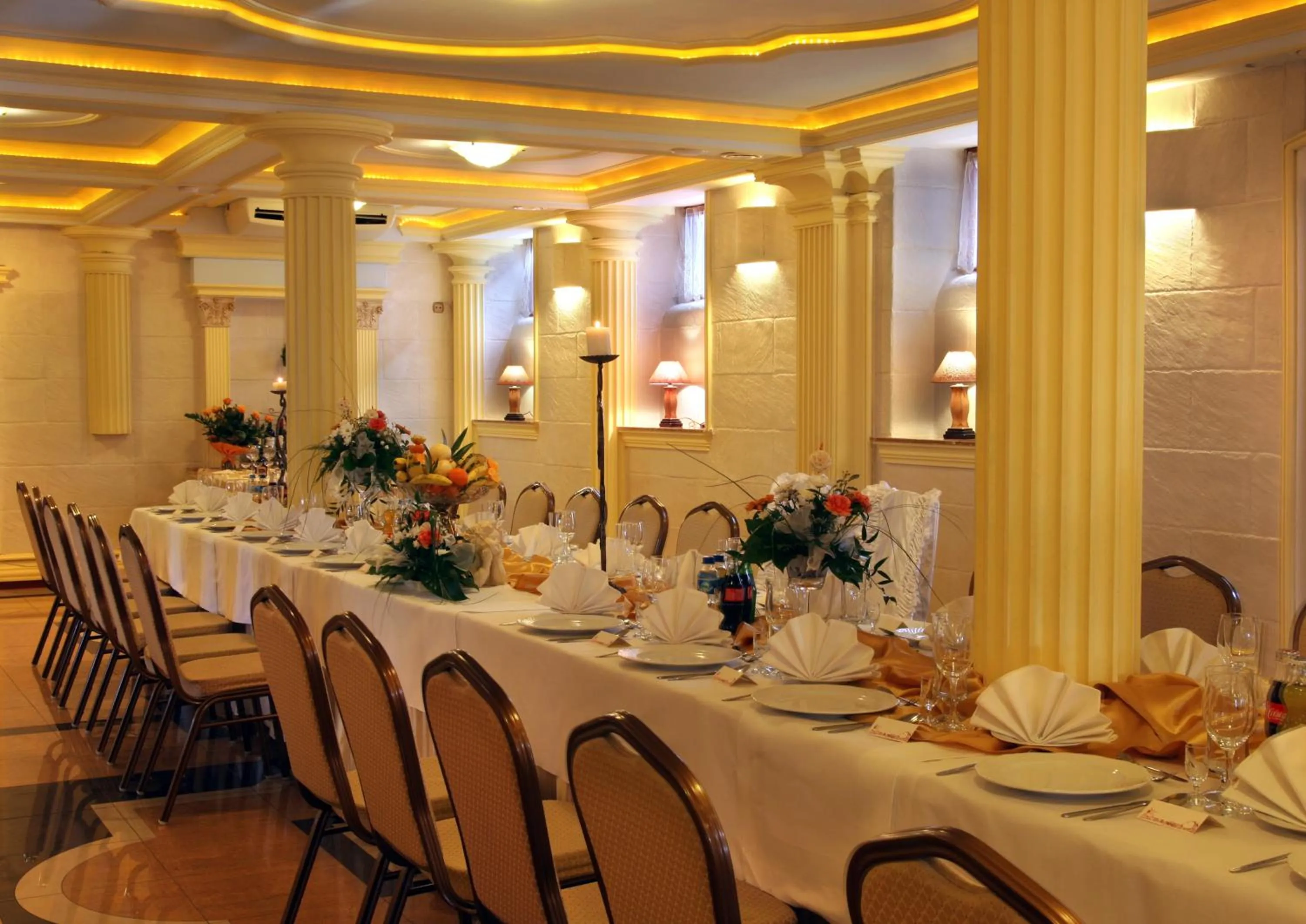 Restaurant/places to eat in Cumulus Hotel