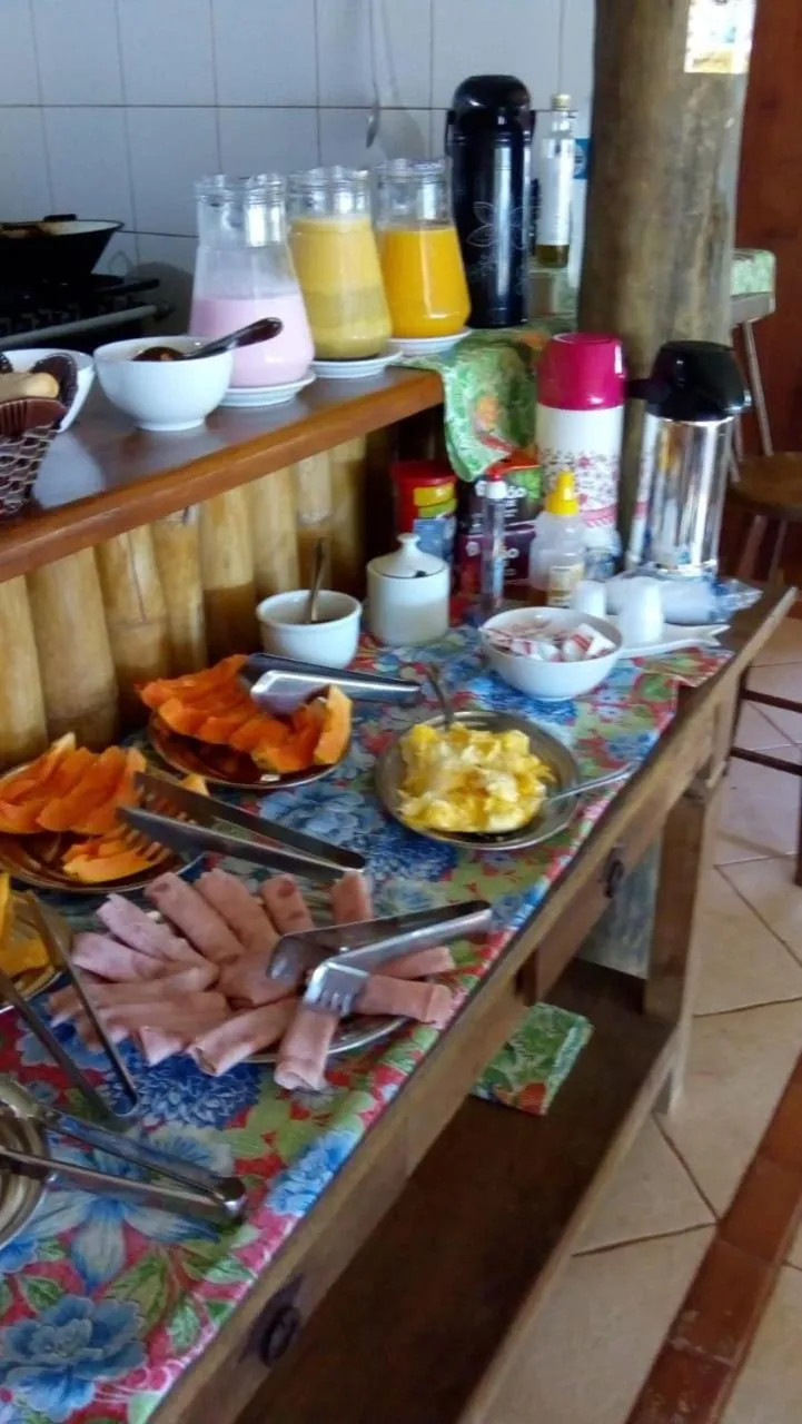 Restaurant/places to eat in Mar da Lua