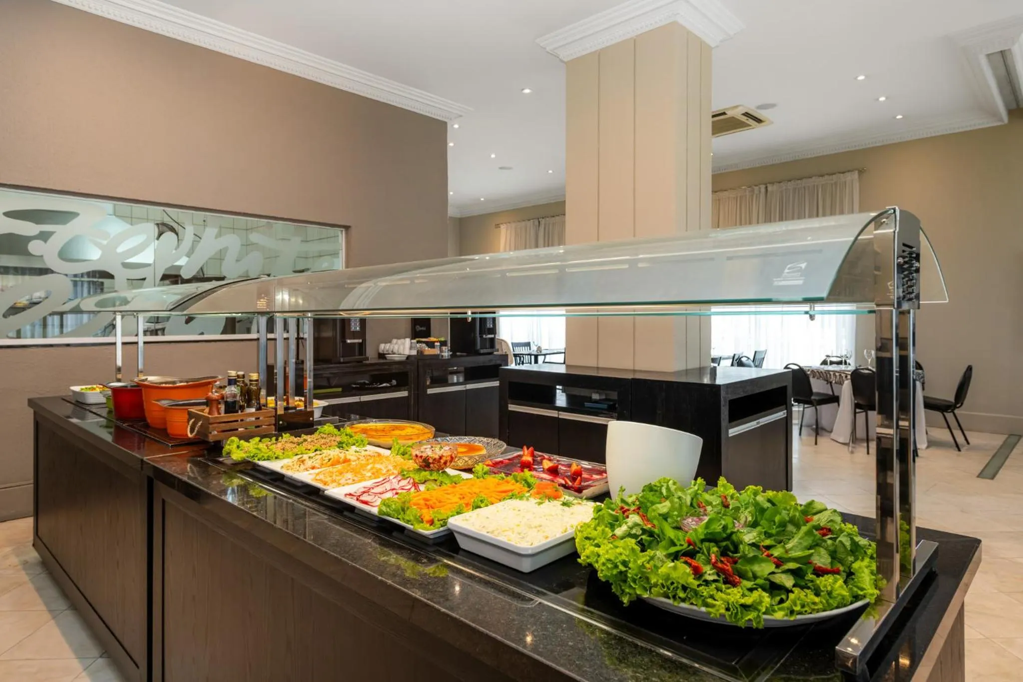 Food in Rockefeller by Slaviero Hotéis