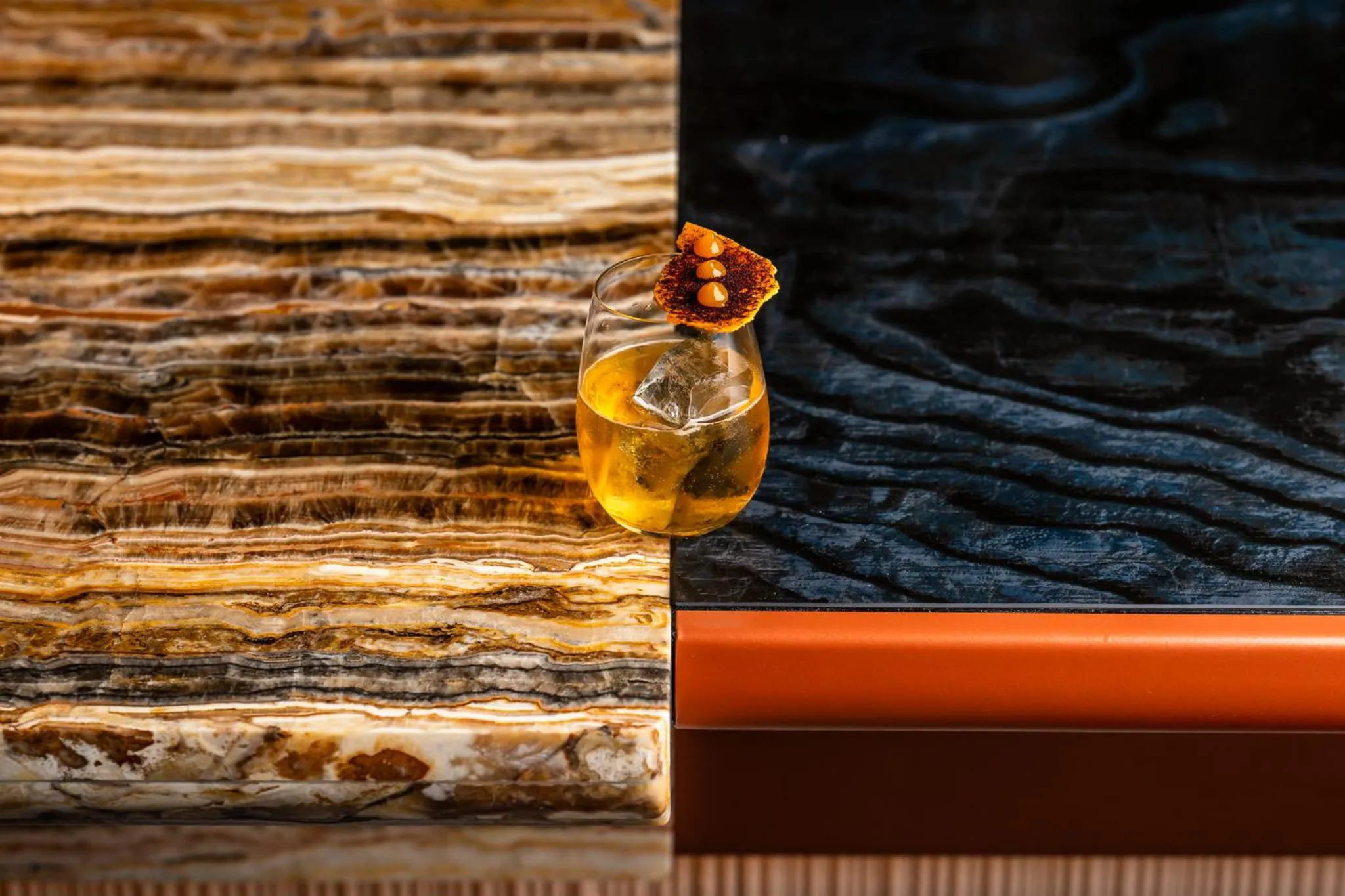 Lounge or bar in Andaz Amsterdam, Prinsengracht, By Hyatt