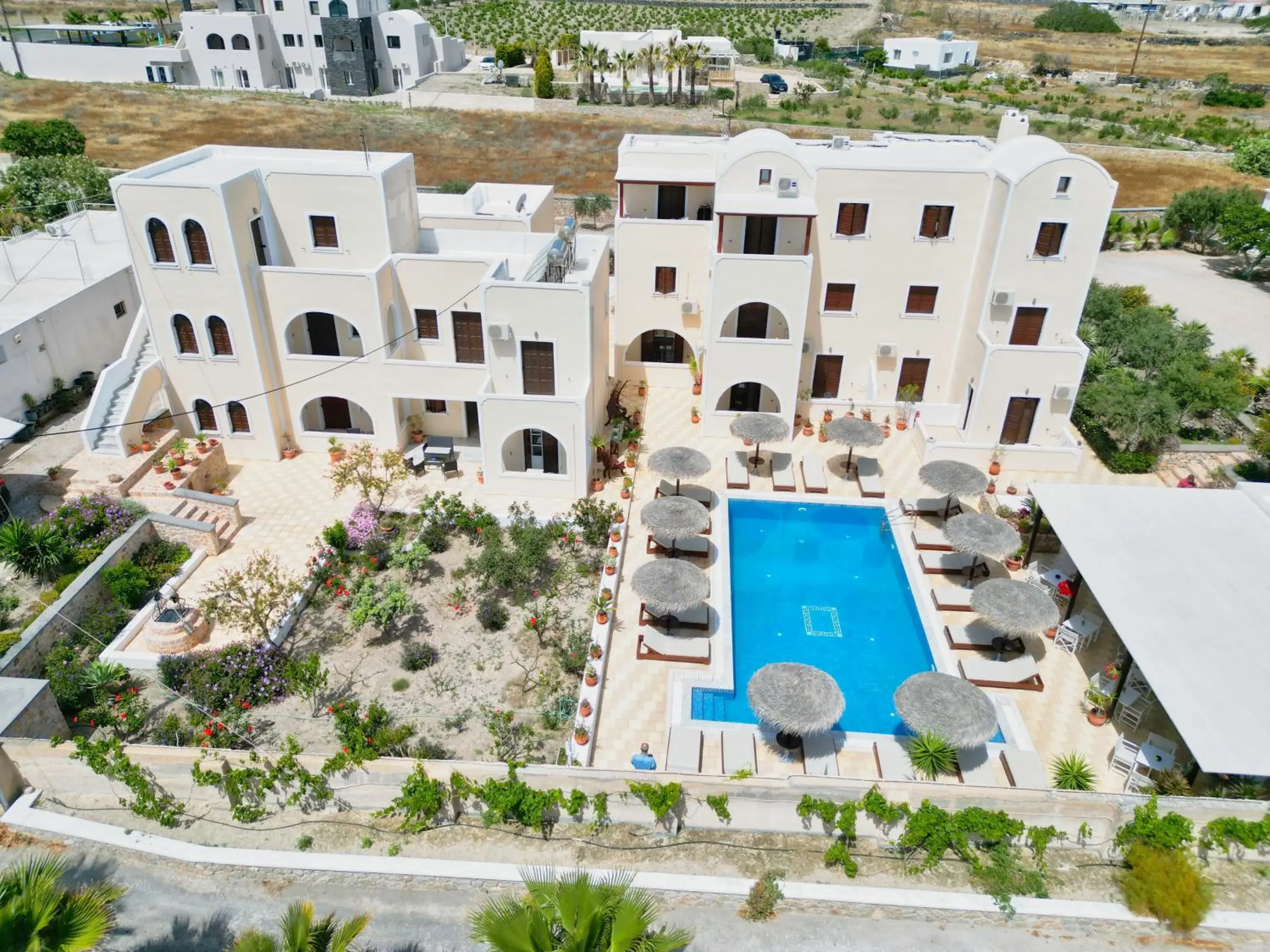 Property building in Villa Angira Property building in Villa Angira