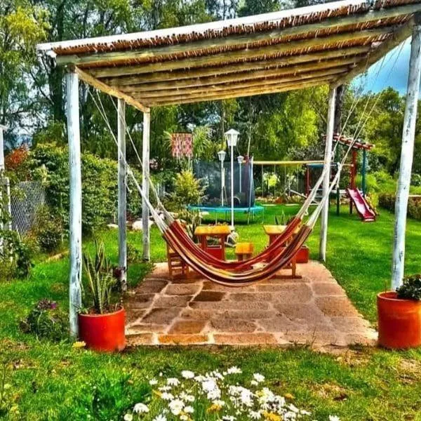 HOTEL & CABAÑAS CASHILUNA