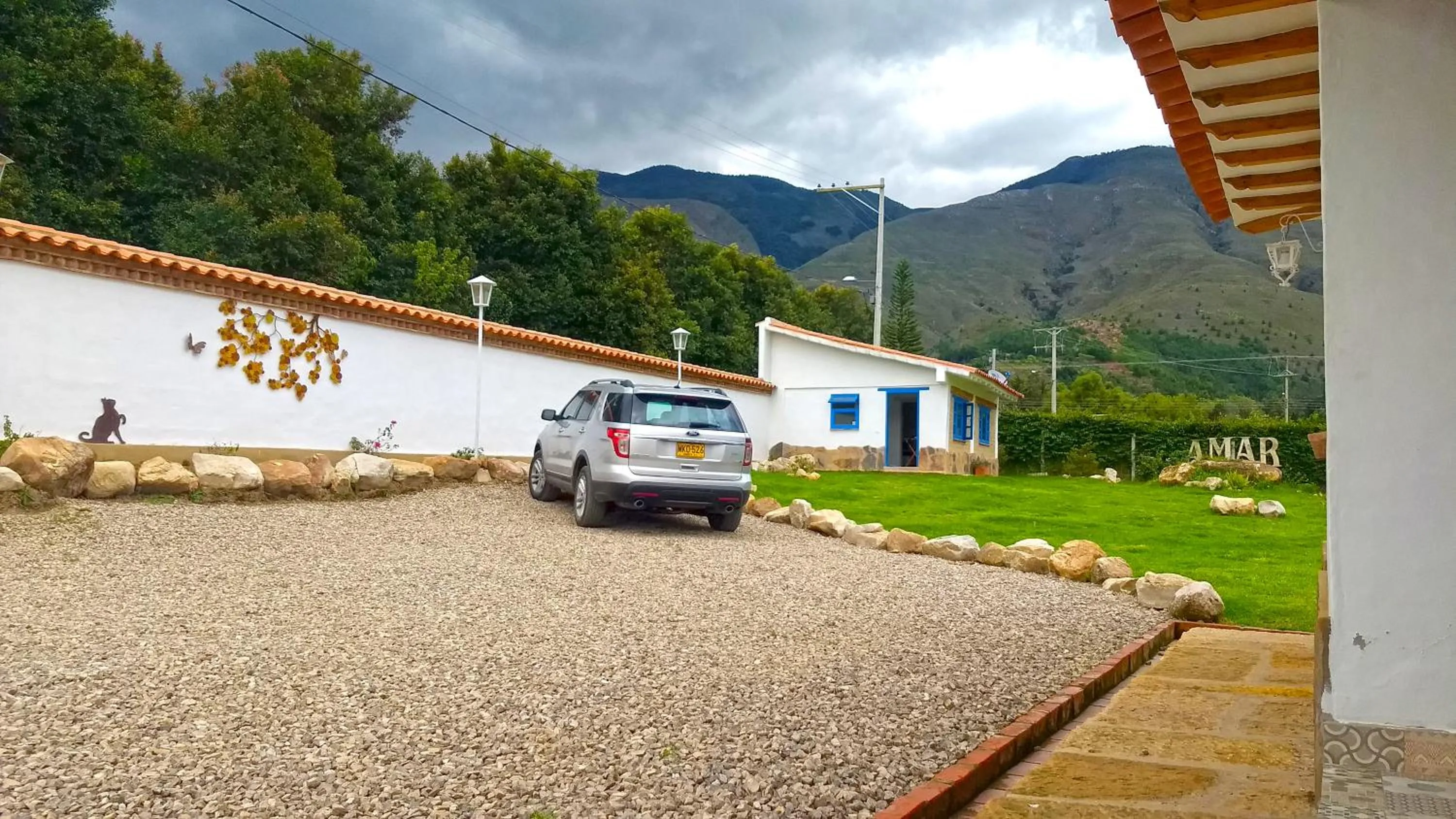 HOTEL & CABAÑAS CASHILUNA