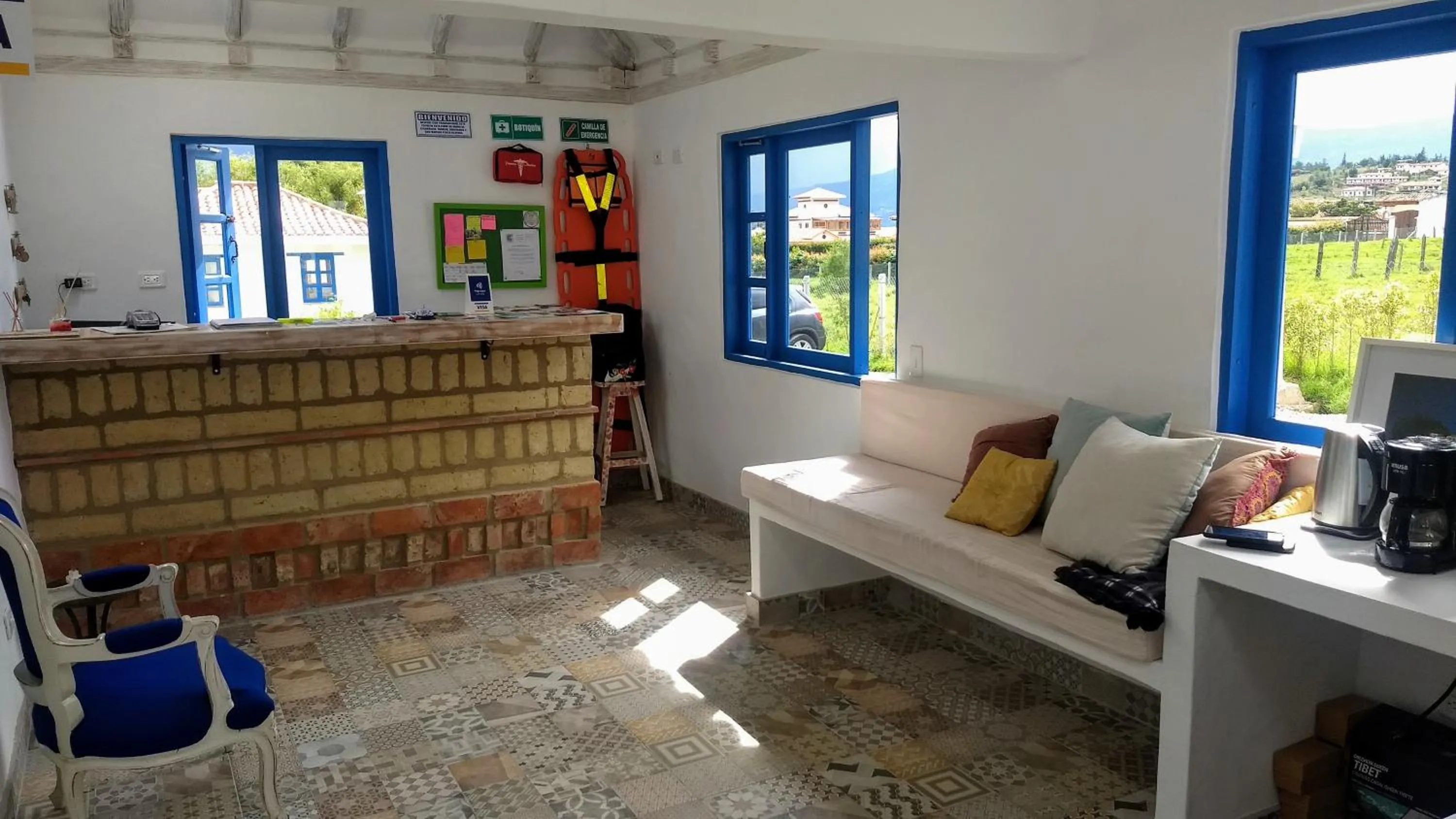 HOTEL & CABAÑAS CASHILUNA