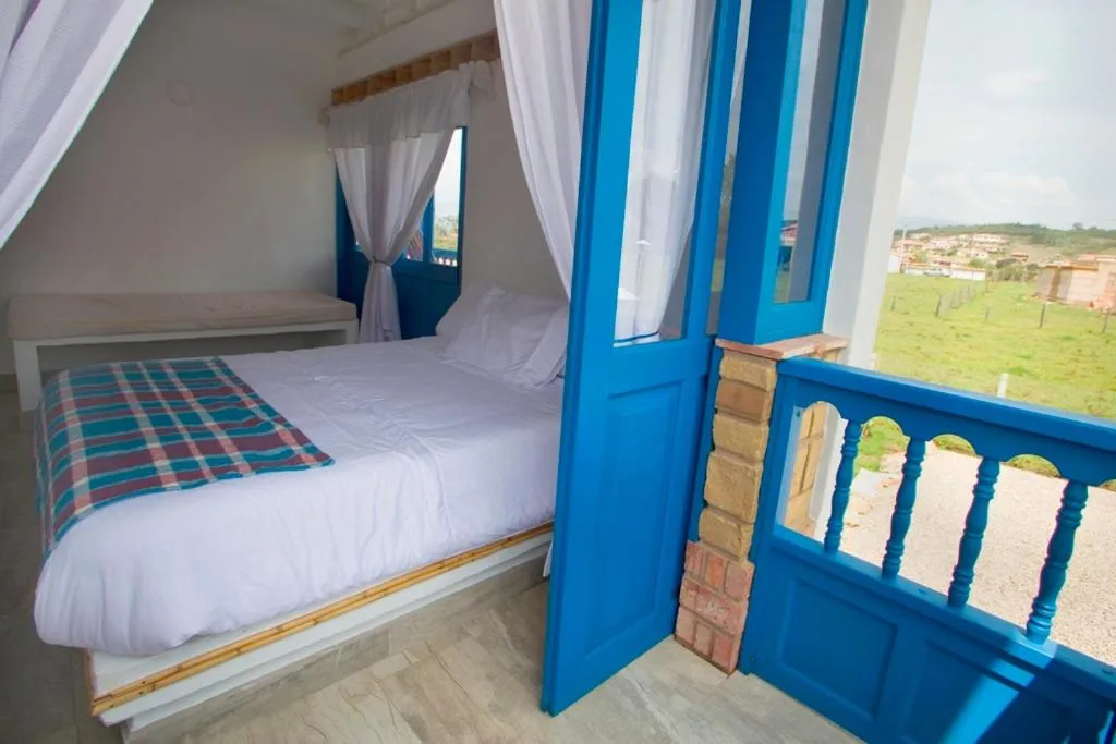 Bed in HOTEL & CABAÑAS CASHILUNA