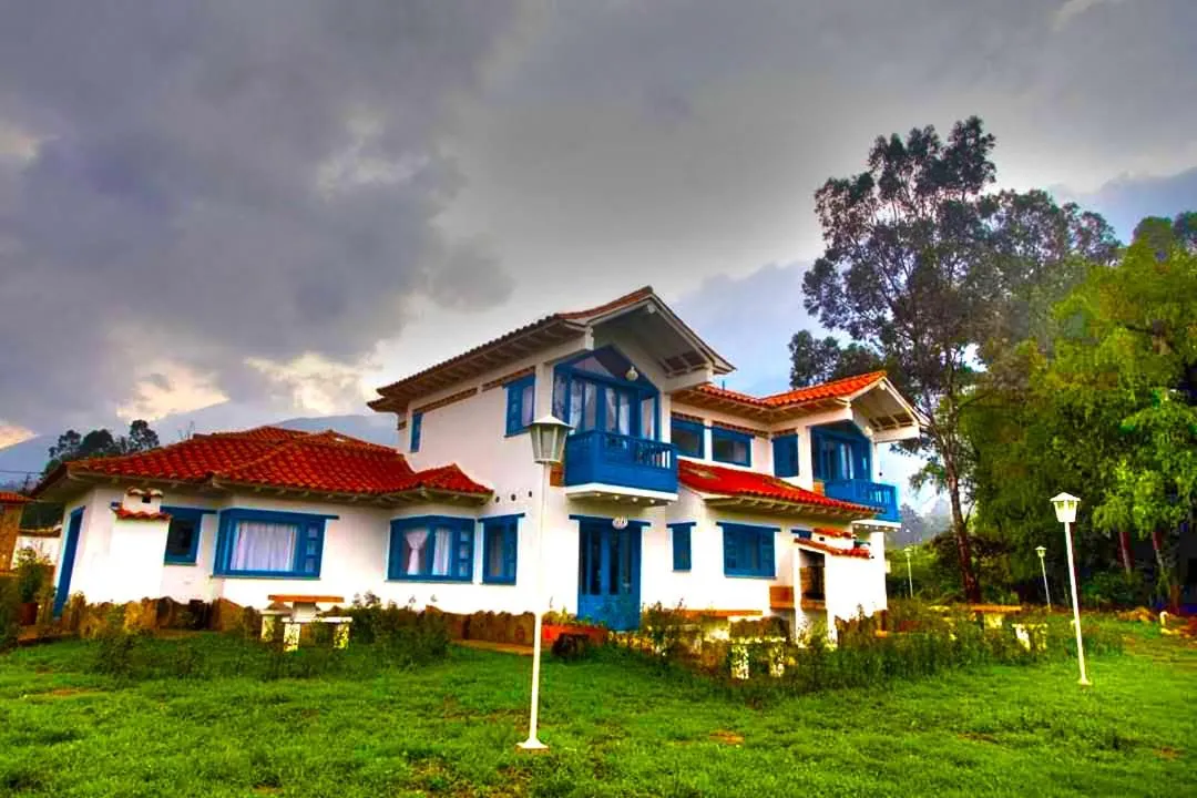 Property building in HOTEL & CABAÑAS CASHILUNA