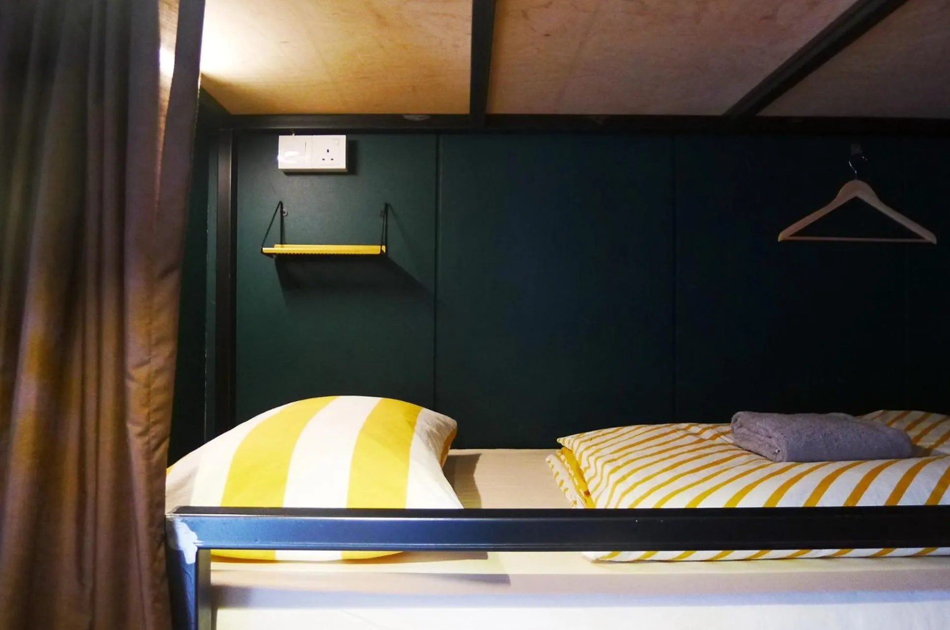 Bed in Heahtitude - Children Not Allowed