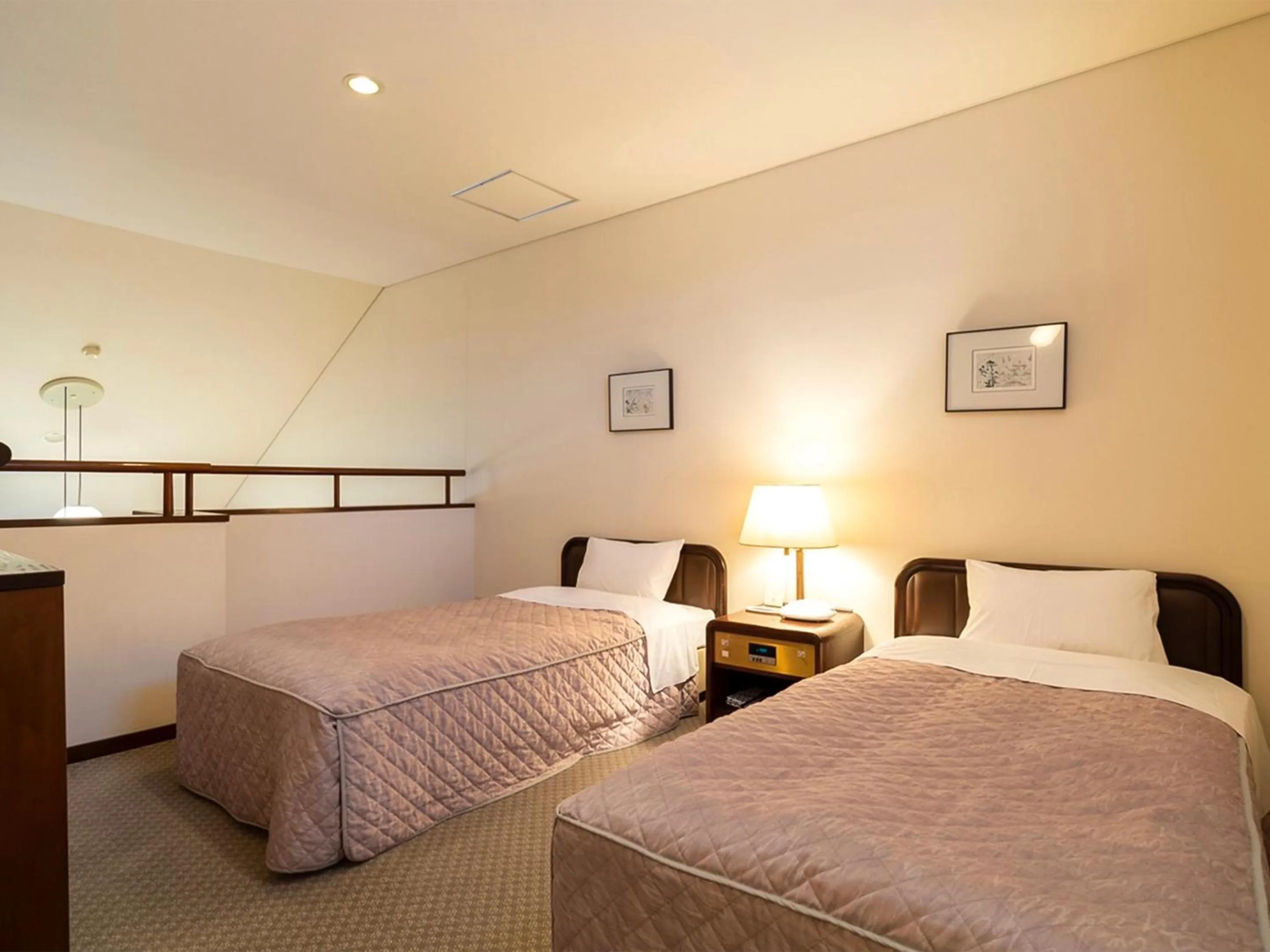 Bedroom, Bed in HOLIDAY VILLA Hotel & Resort KARUIZAWA