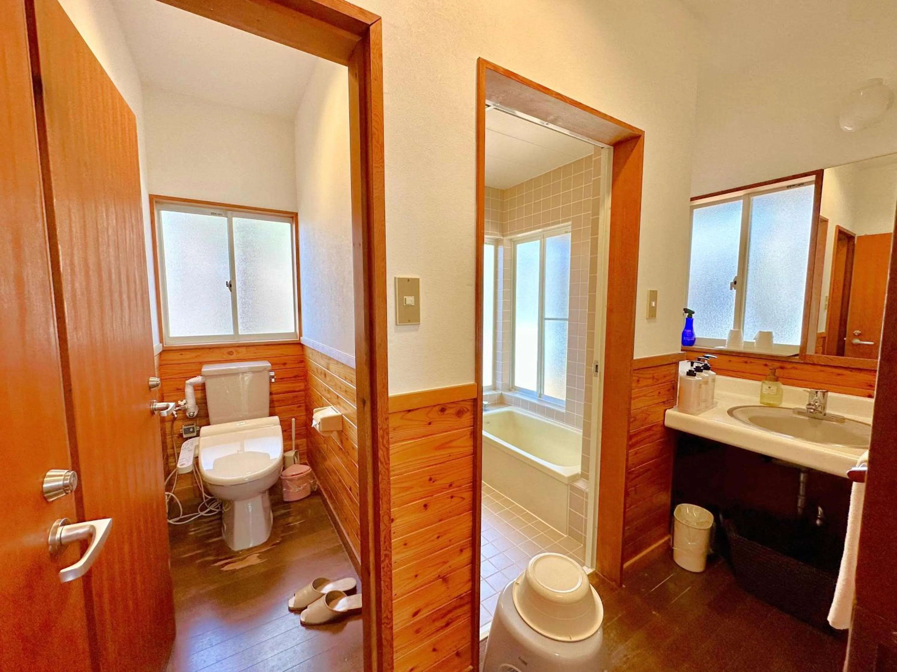 Toilet in HOLIDAY VILLA Hotel & Resort KARUIZAWA