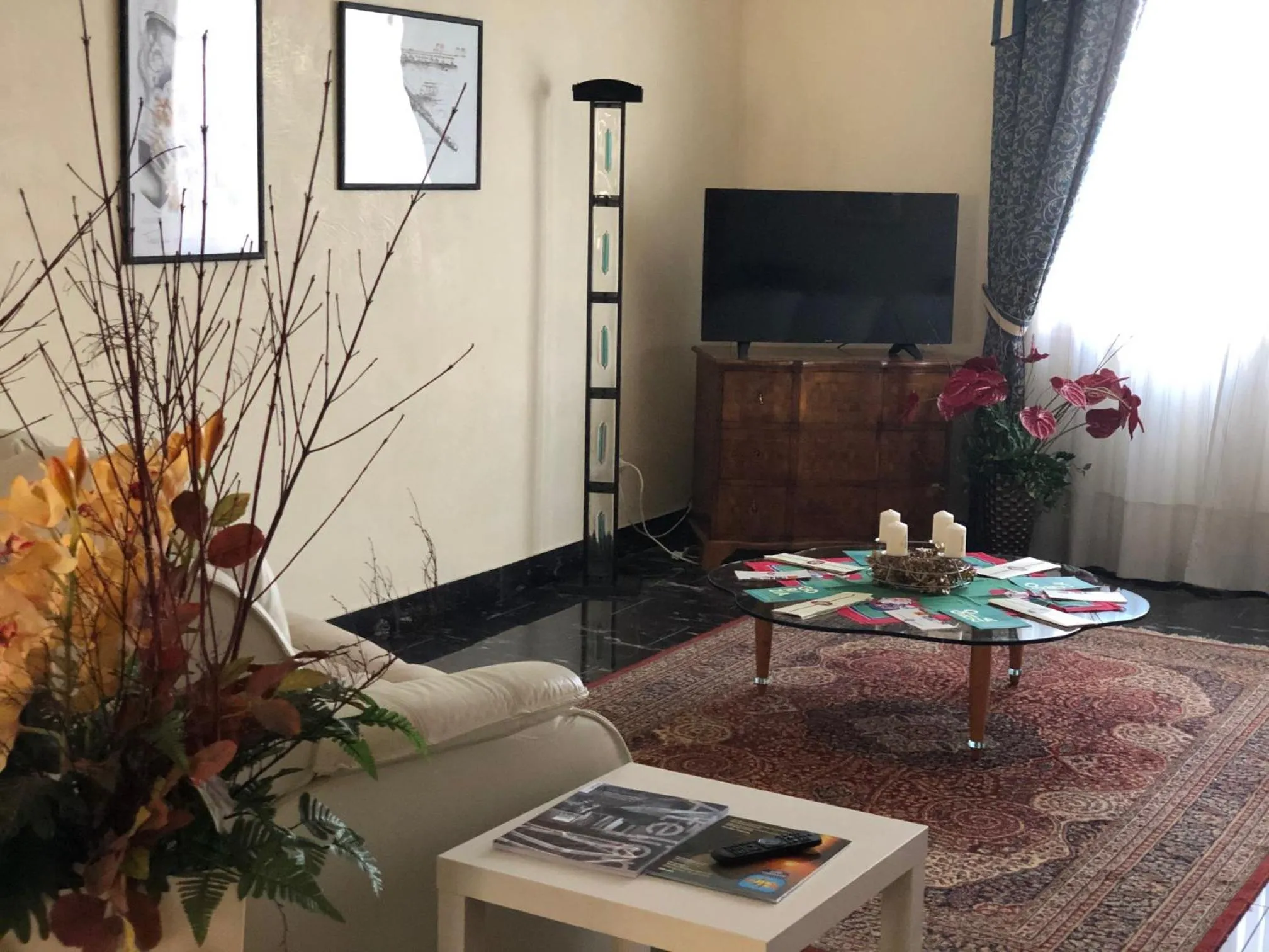 Communal lounge/ TV room in Hotel Internazionale Gorizia