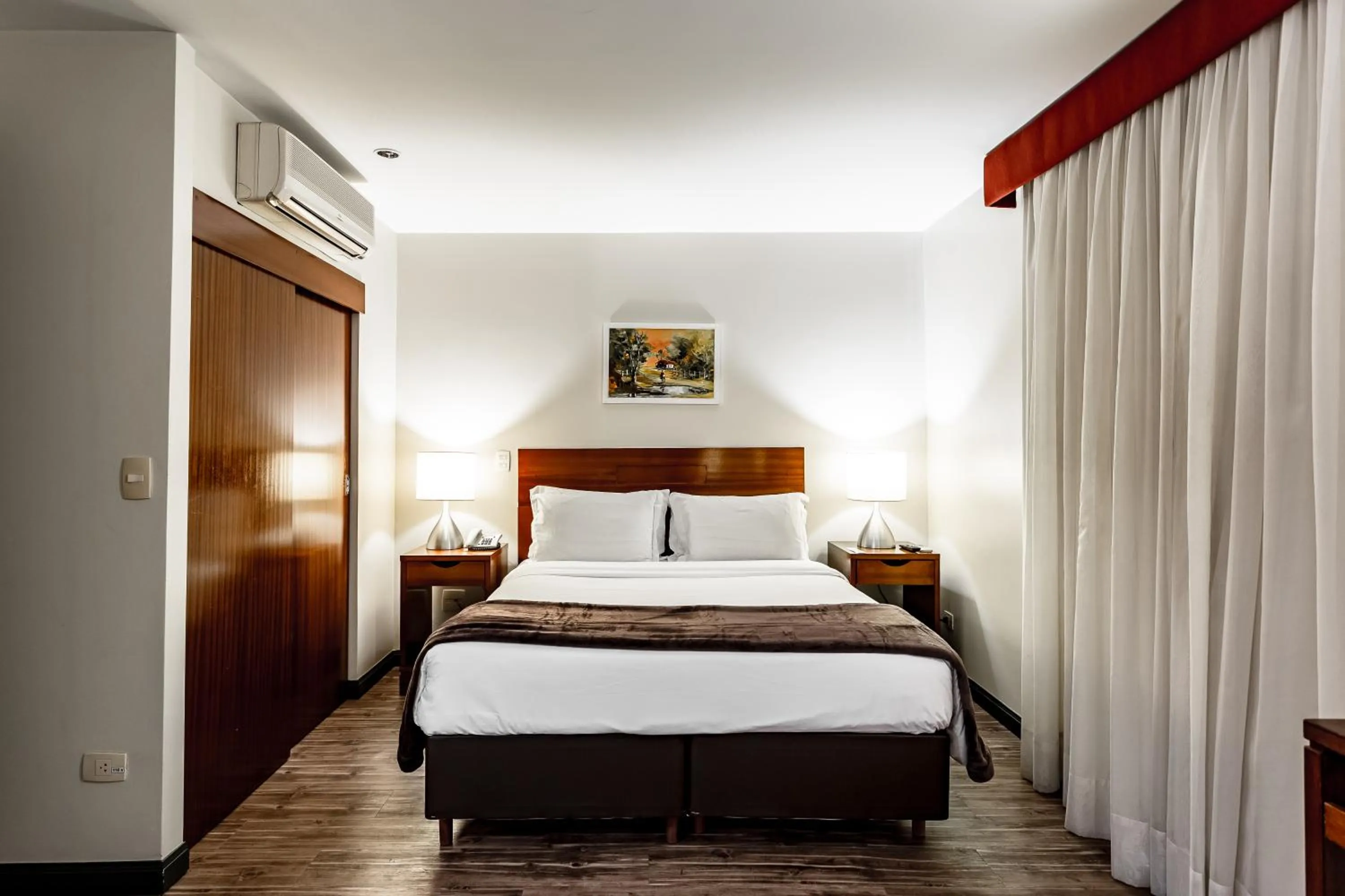 Bedroom, Bed in Bourbon Convention Hotel Ponta Grossa