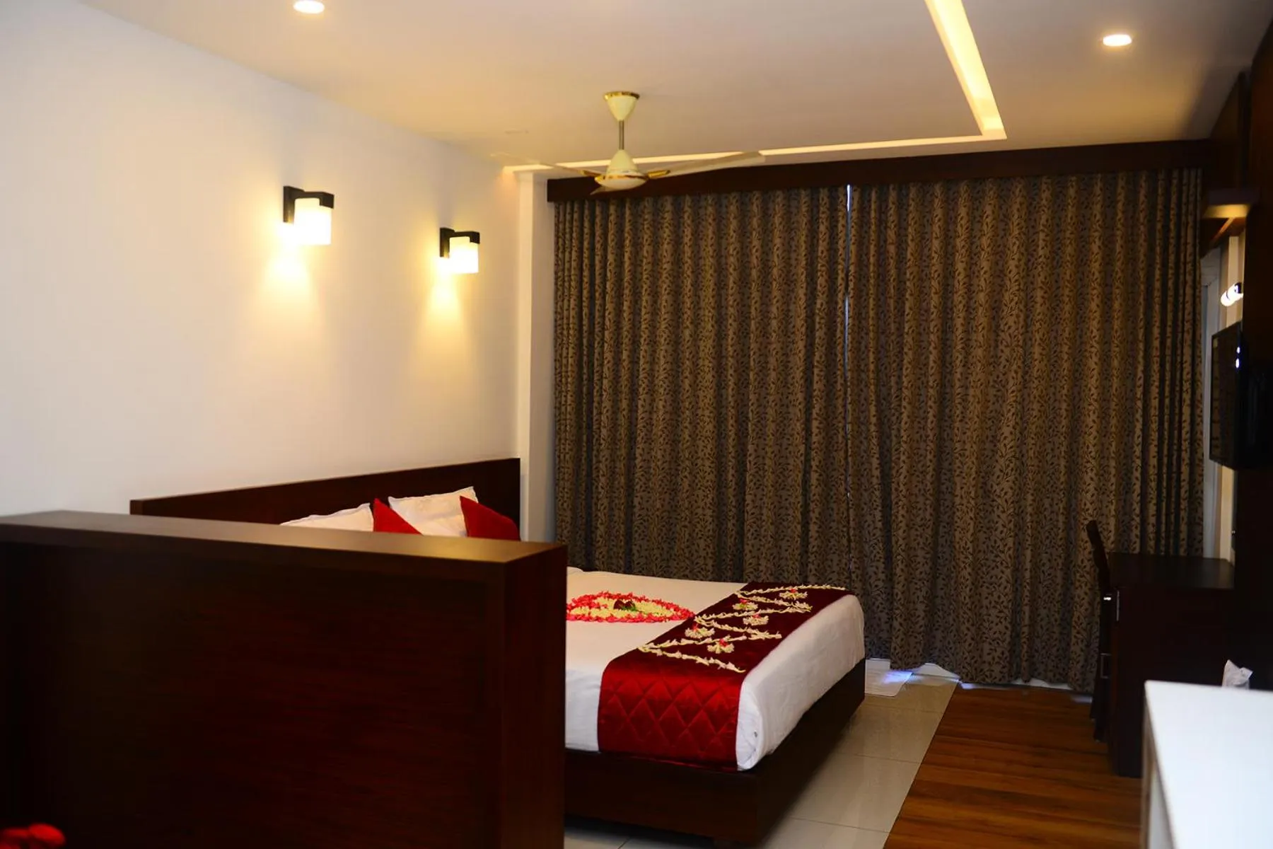 Palmtree Leaf, Munnar