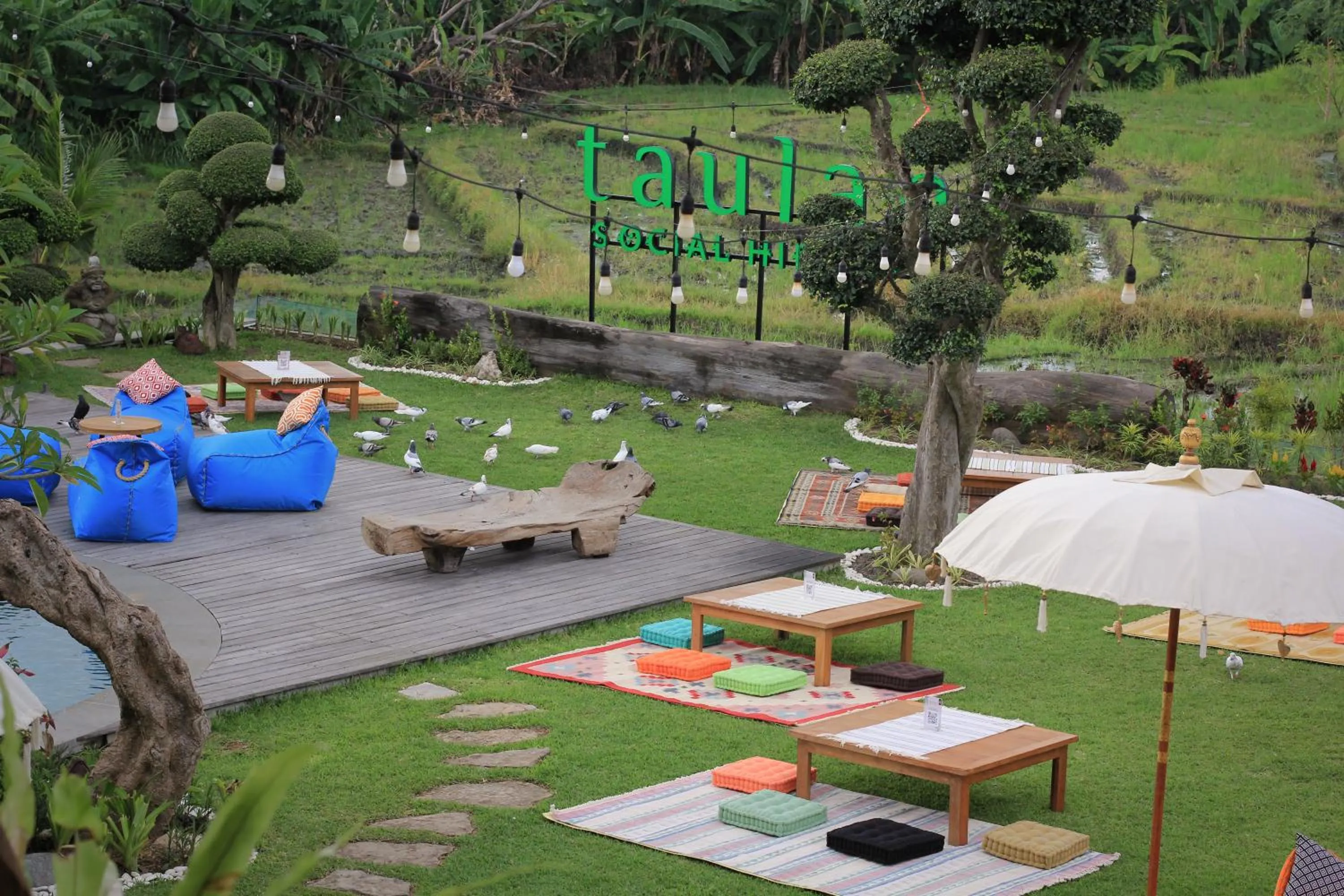 Garden view in Taulan Villa by Social Hideout