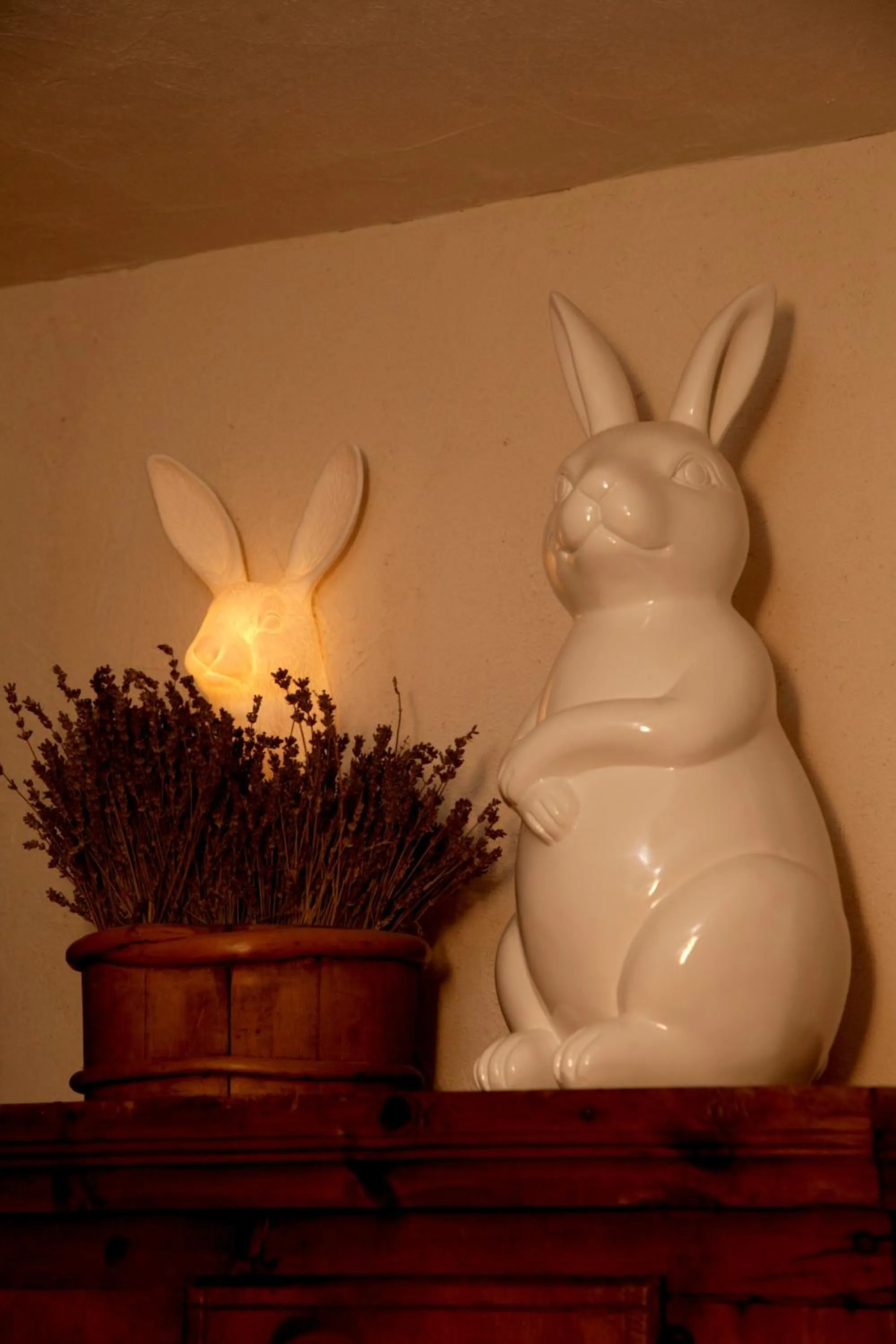 Decorative detail in Hôtel Restaurant de la Chaussée