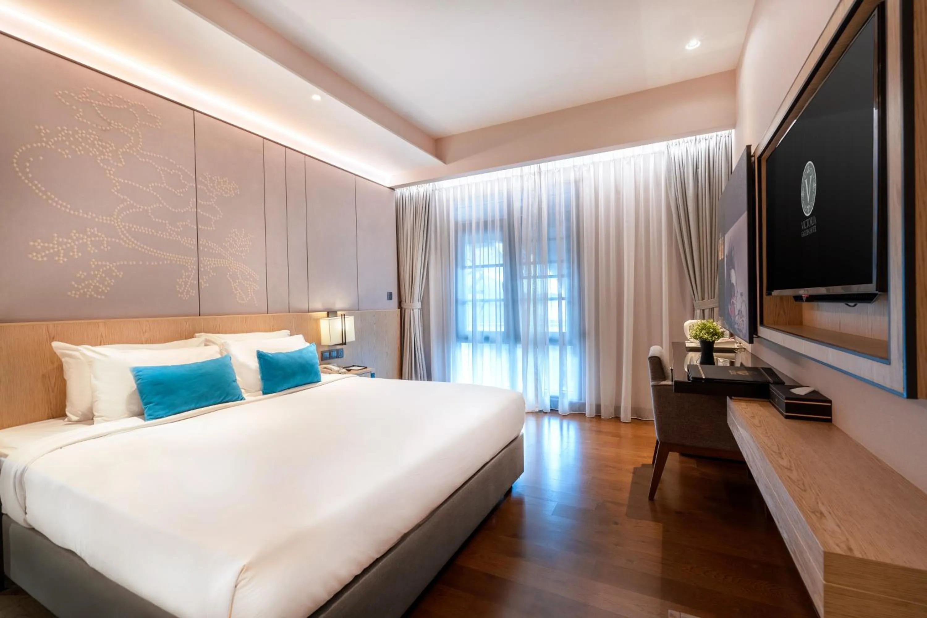 Bed in Victoria Garden Hotel