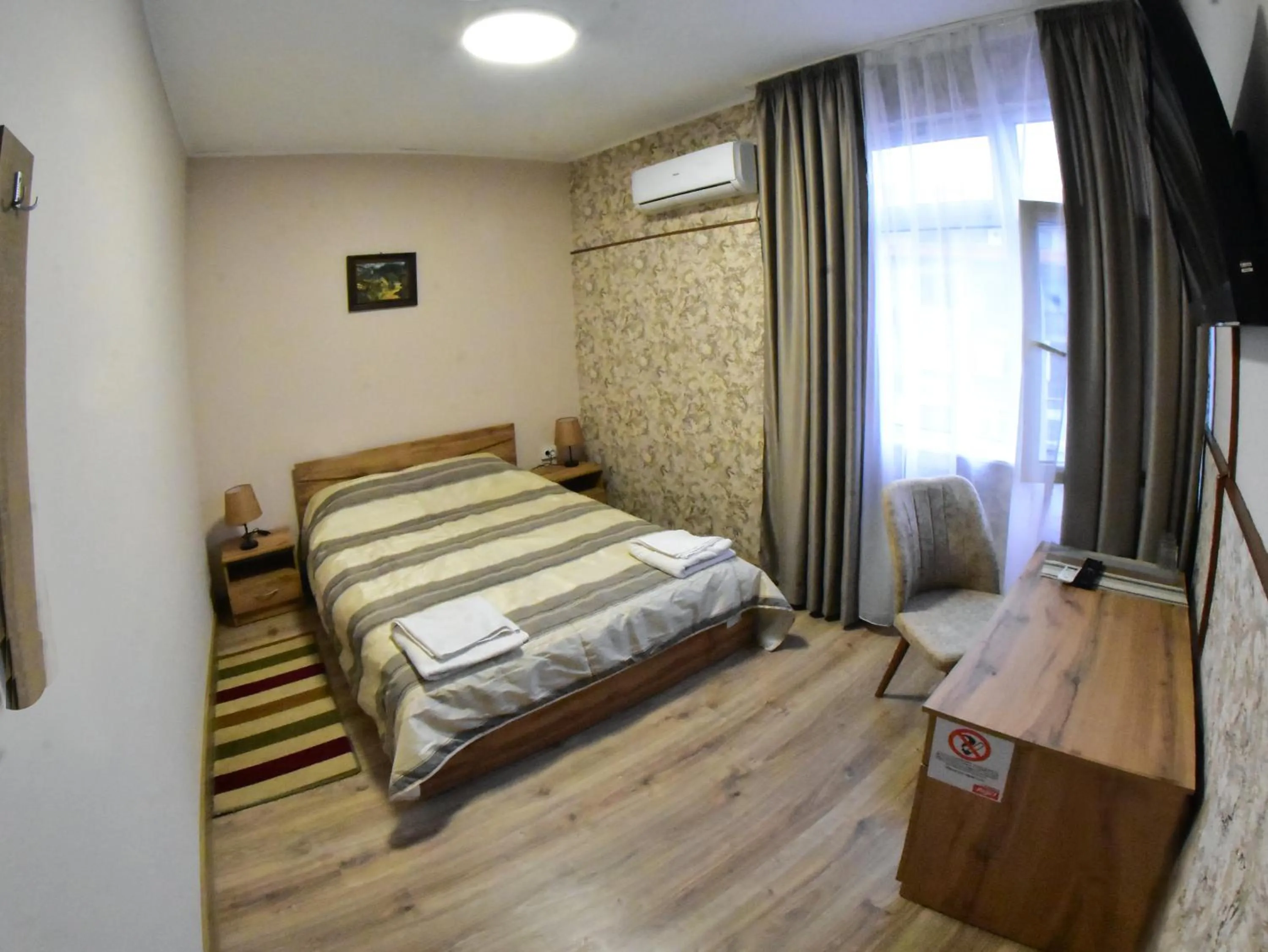 Photo of the whole room, Bed in Hotel Rade 1