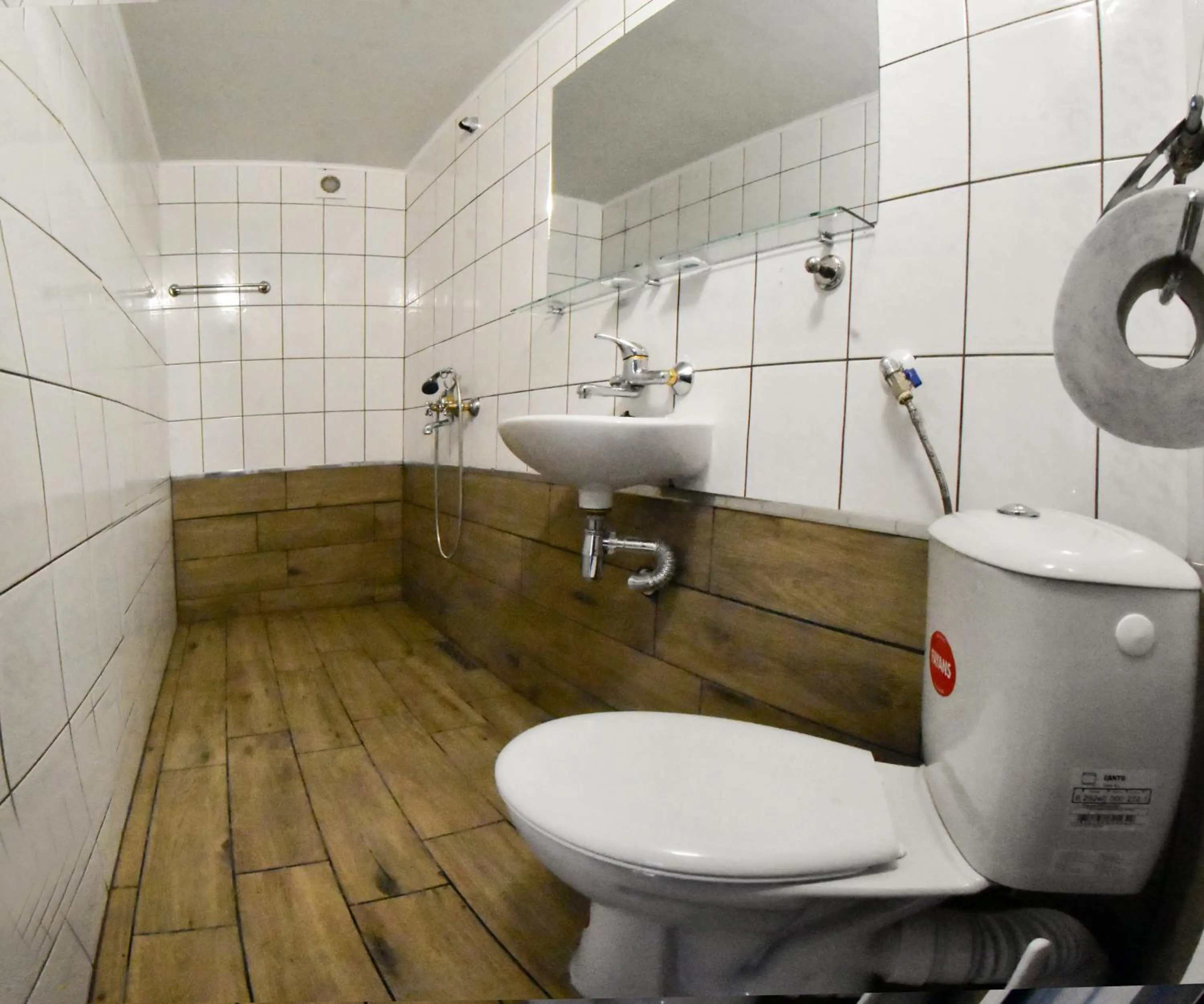 Bathroom in Hotel Rade 1