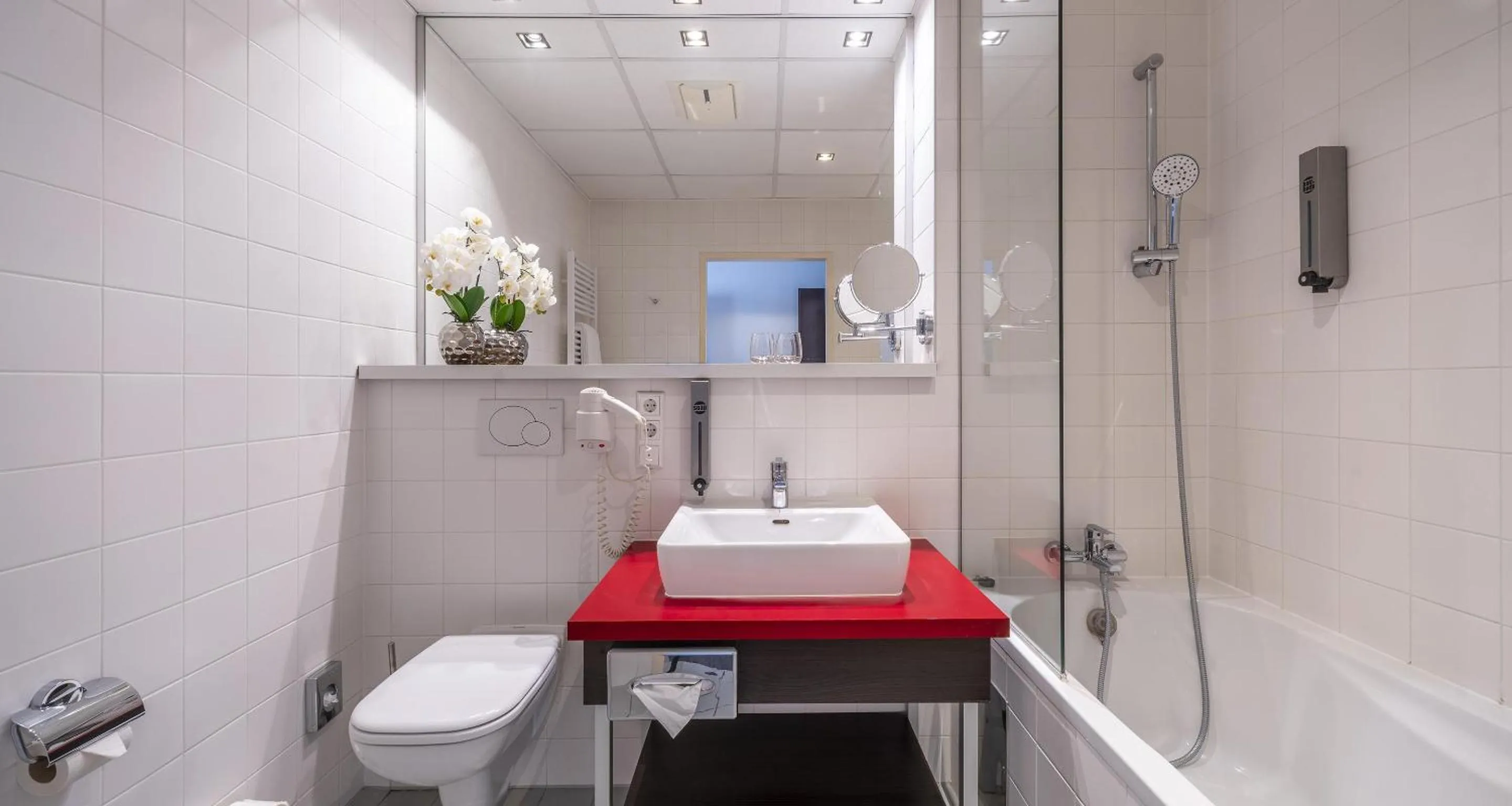 Bedroom in Best Western Plus Plaza Hotel Graz