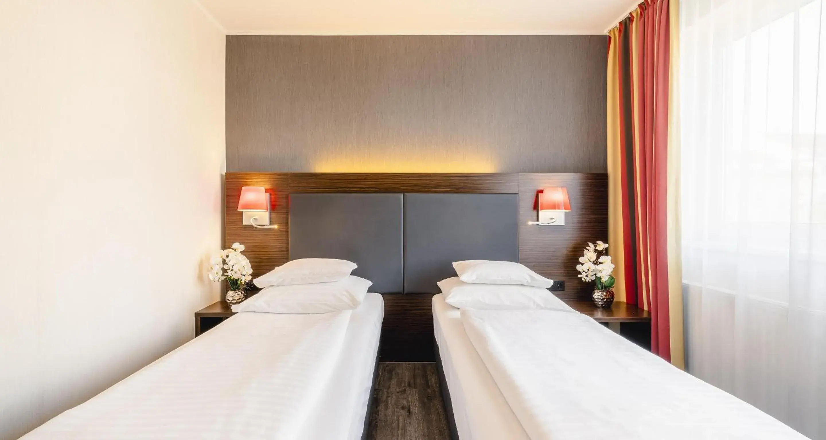 Bedroom, Bed in Best Western Plus Plaza Hotel Graz Bedroom, Bed in Best Western Plus Plaza Hotel Graz