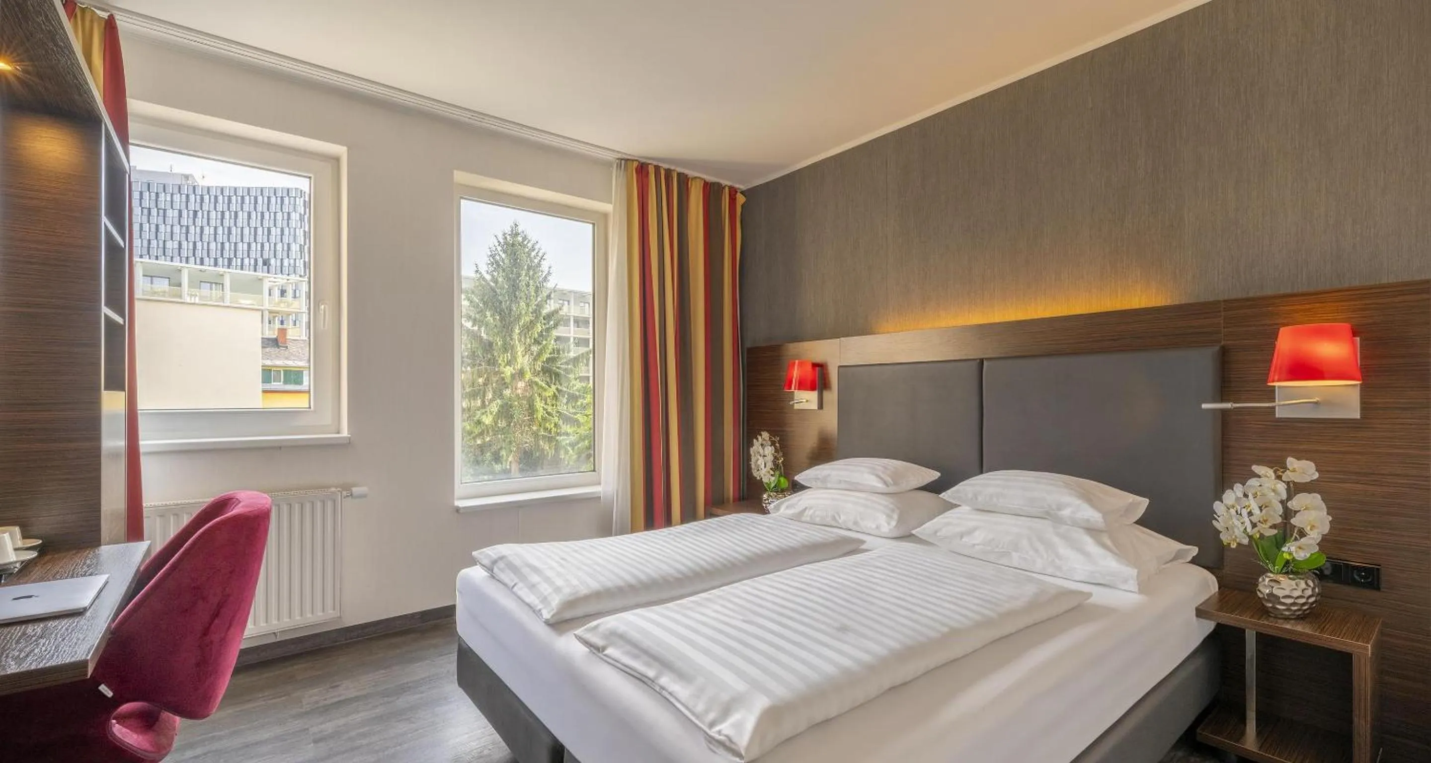 Bedroom, Bed in Best Western Plus Plaza Hotel Graz