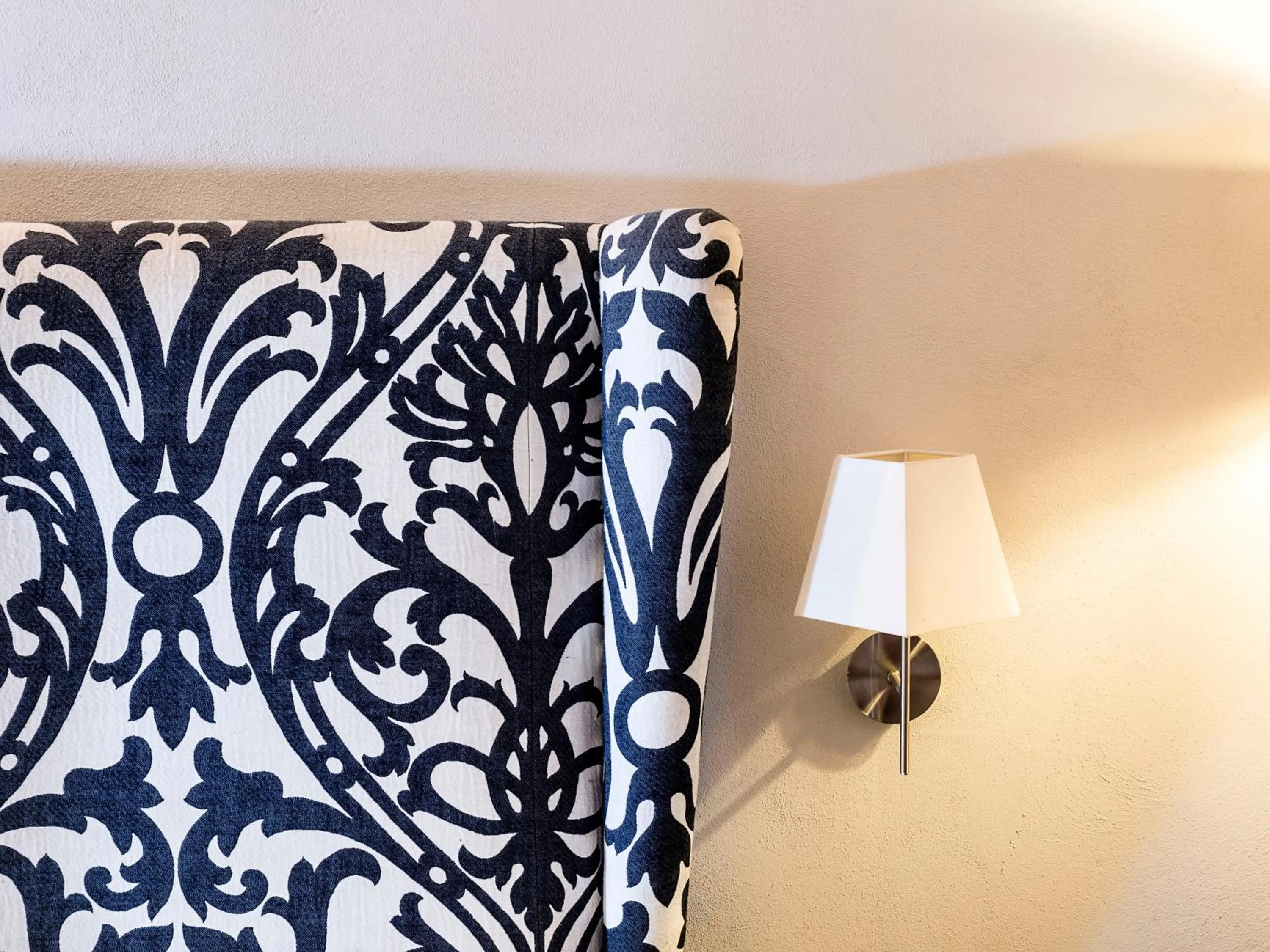 Decorative detail, Bed in Il Giardino di Ballarò Boutique B&B