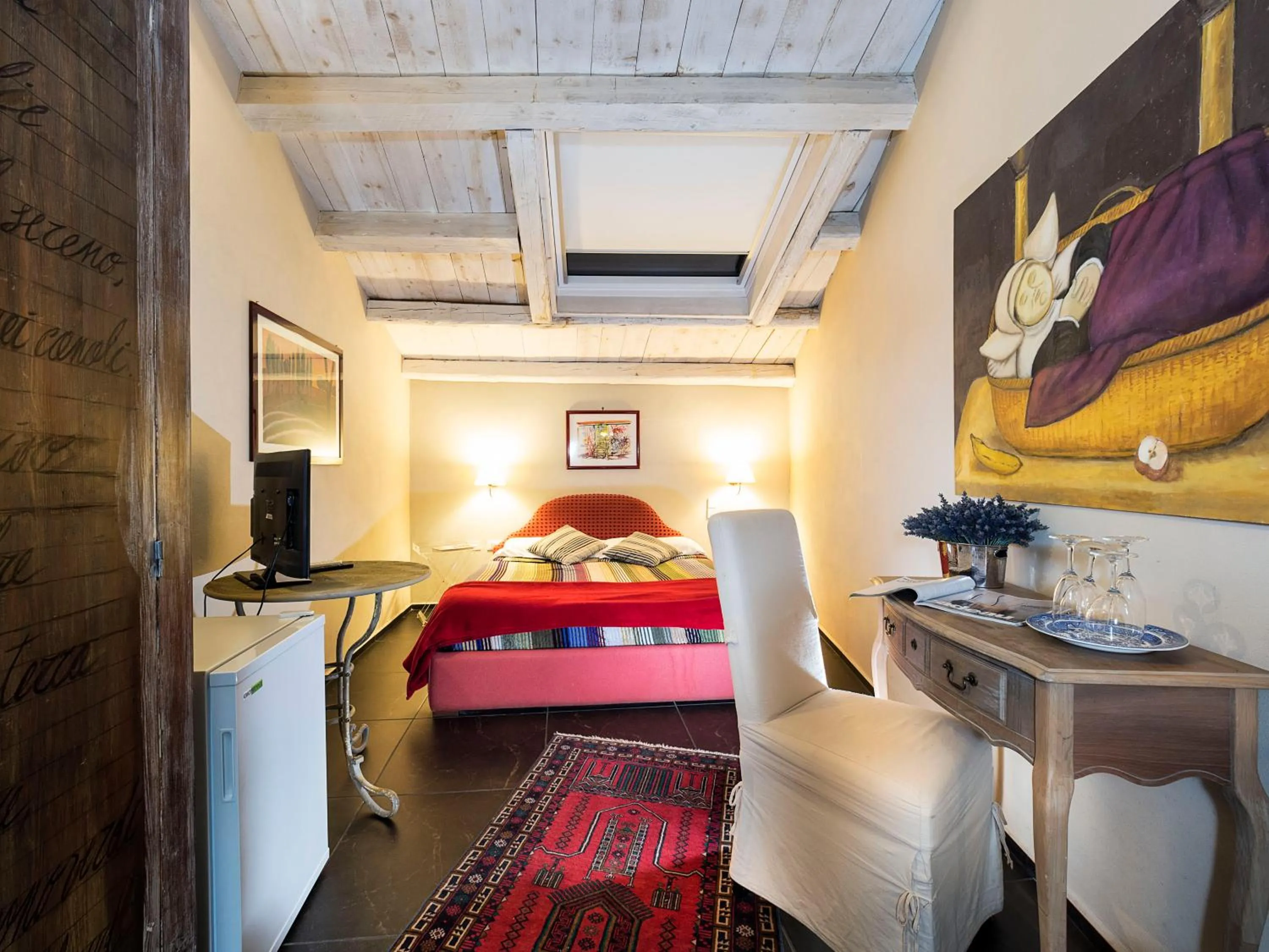 Photo of the whole room, Bed in Il Giardino di Ballarò Boutique B&B