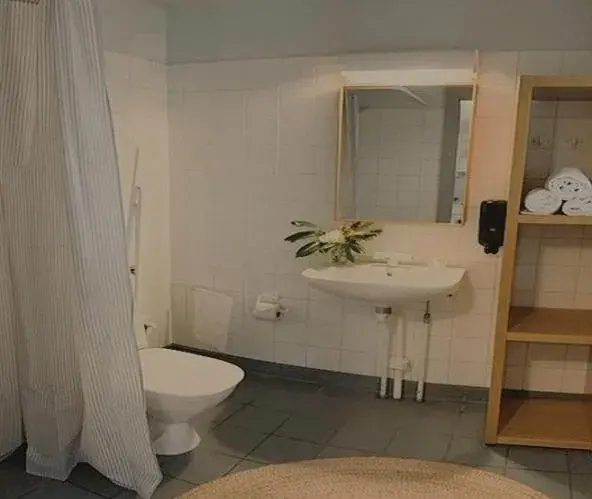 Economy Family Room - single occupancy in Sankt Helene Tisvildeleje Economy Family Room - single occupancy in Sankt Helene Tisvildeleje