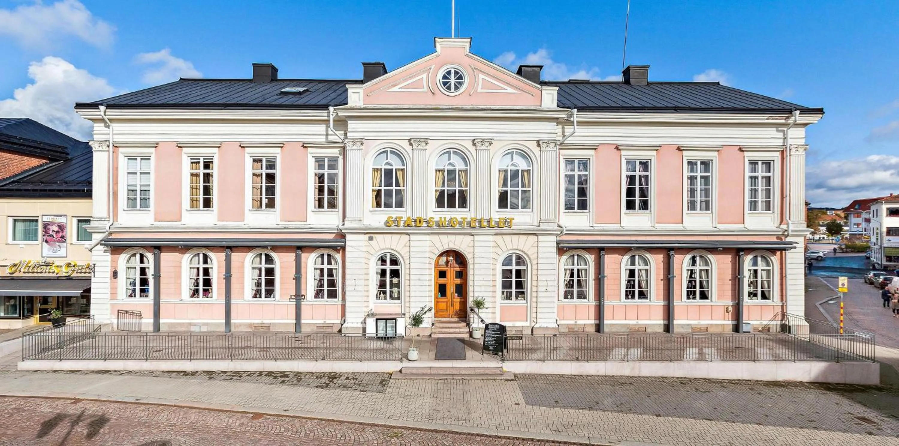 Property building in Vimmerby Stadshotell, WorldHotels Crafted
