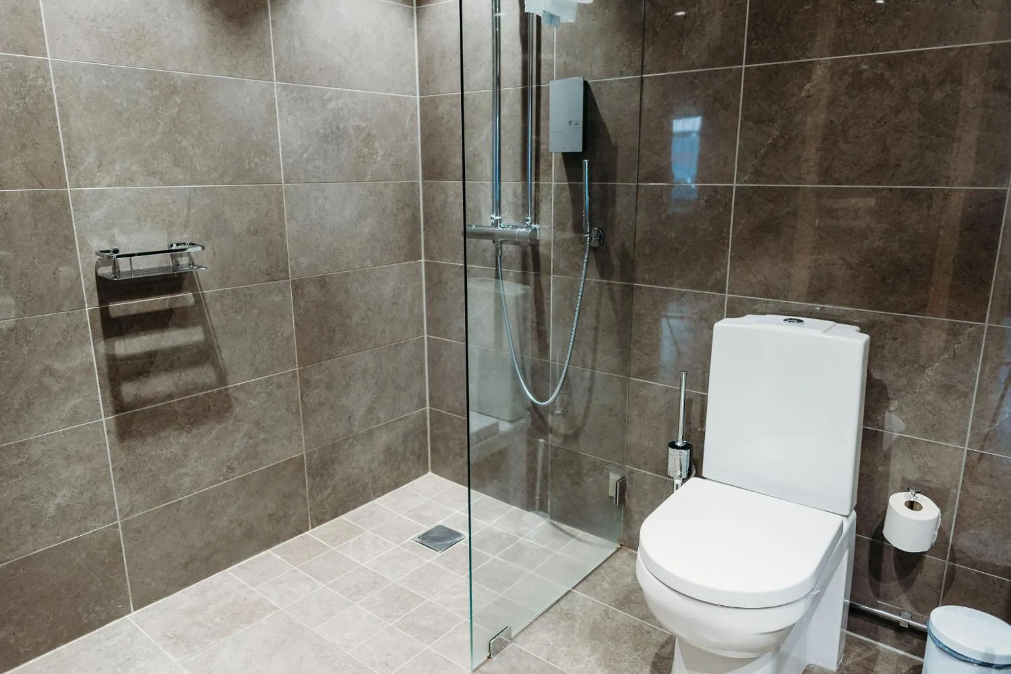 Shower in Vimmerby Stadshotell, WorldHotels Crafted