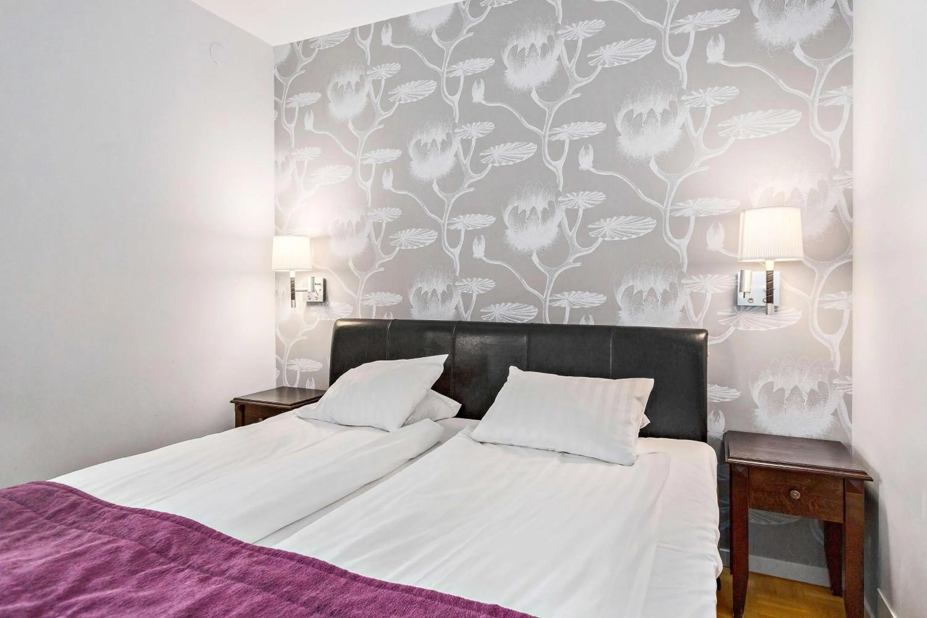 Bedroom, Bed in Vimmerby Stadshotell, WorldHotels Crafted