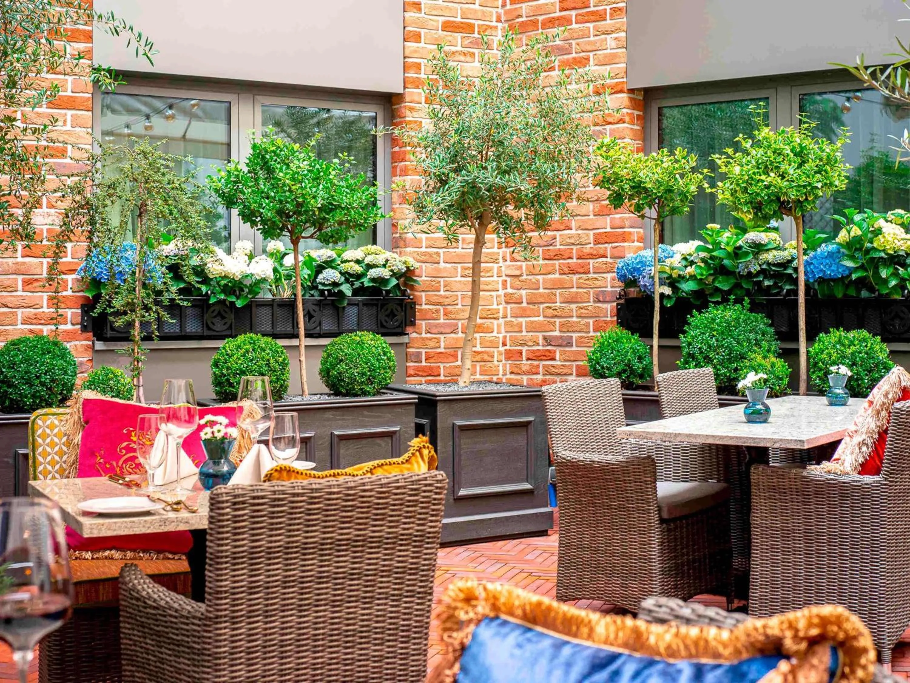 Restaurant/places to eat in Bachleda Luxury Hotel Kraków - MGallery Collection