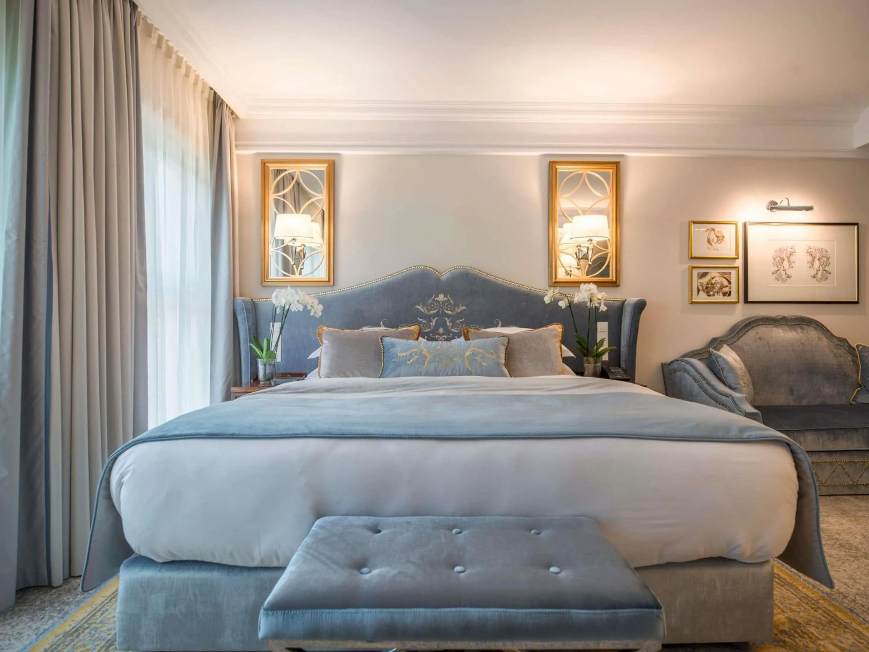 Bedroom, Bed in Bachleda Luxury Hotel Kraków - MGallery Collection