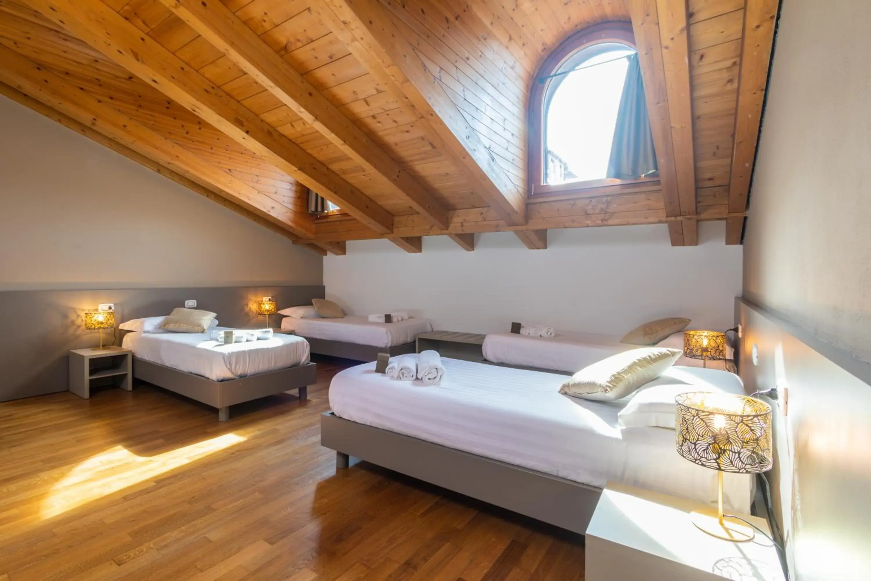 Premium Quadruple Room with Single Beds - single occupancy in Martini Suite Premium Quadruple Room with Single Beds - single occupancy in Martini Suite