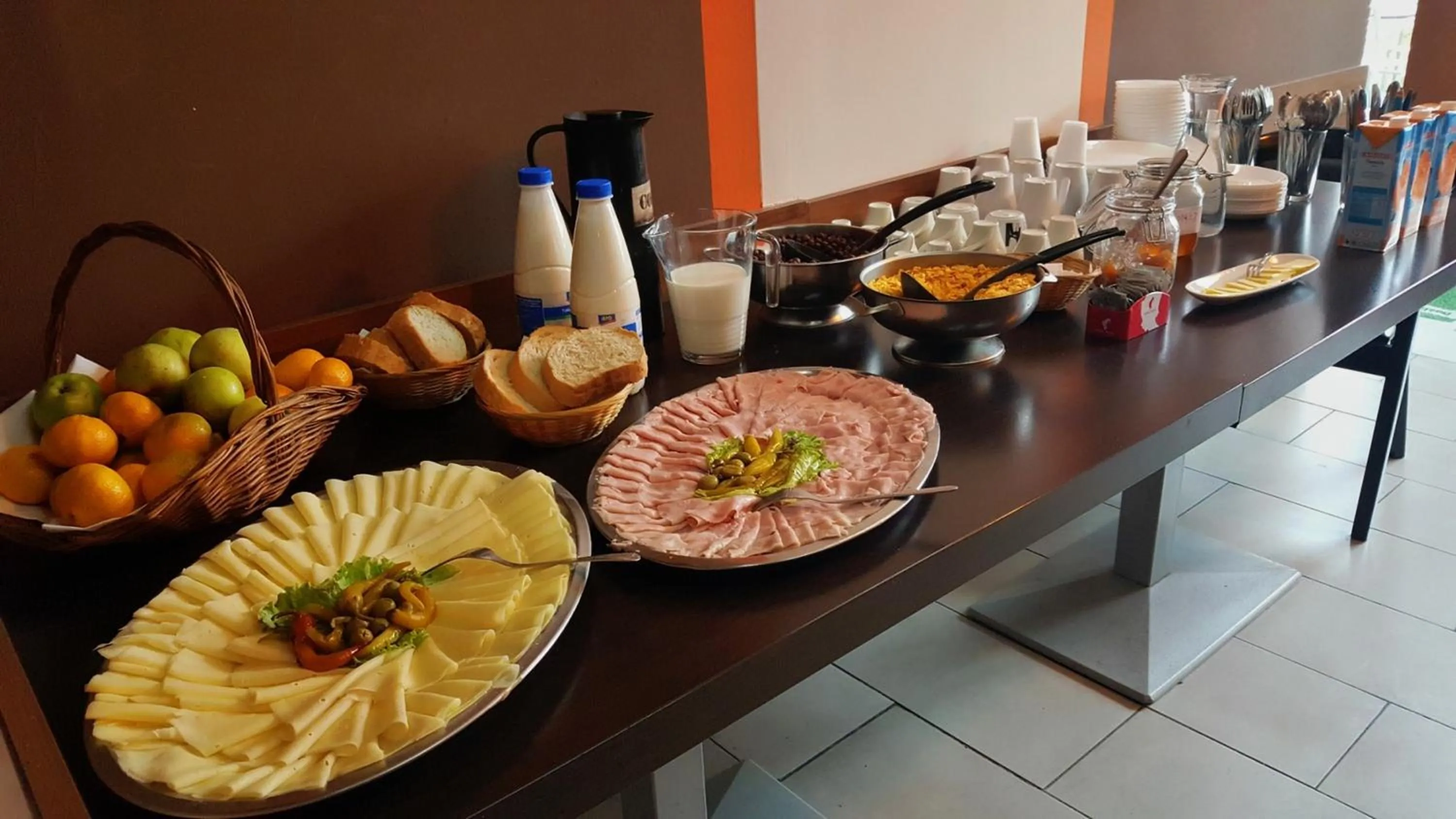 Breakfast in Funk Lounge Hostel