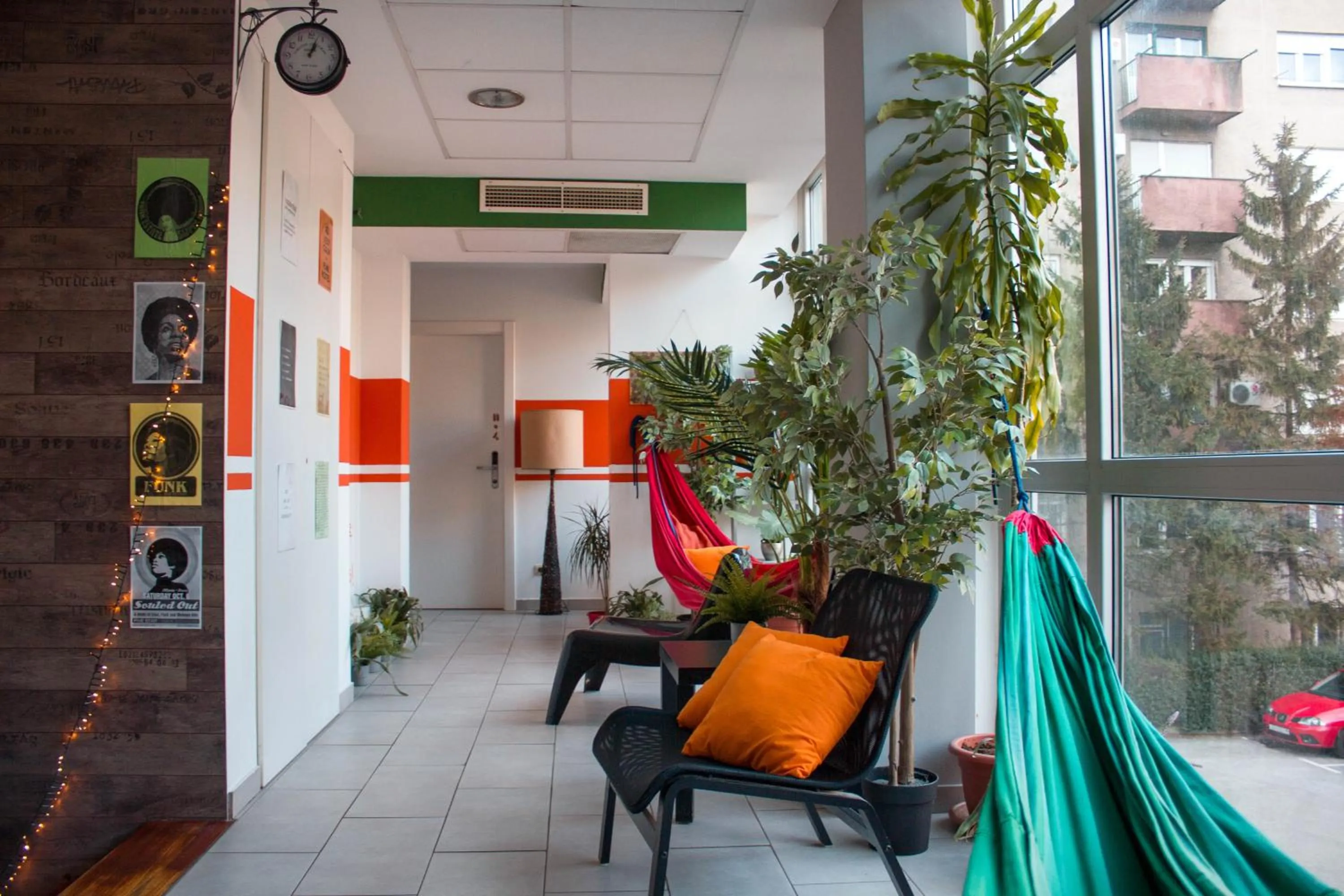 Communal lounge/ TV room in Funk Lounge Hostel