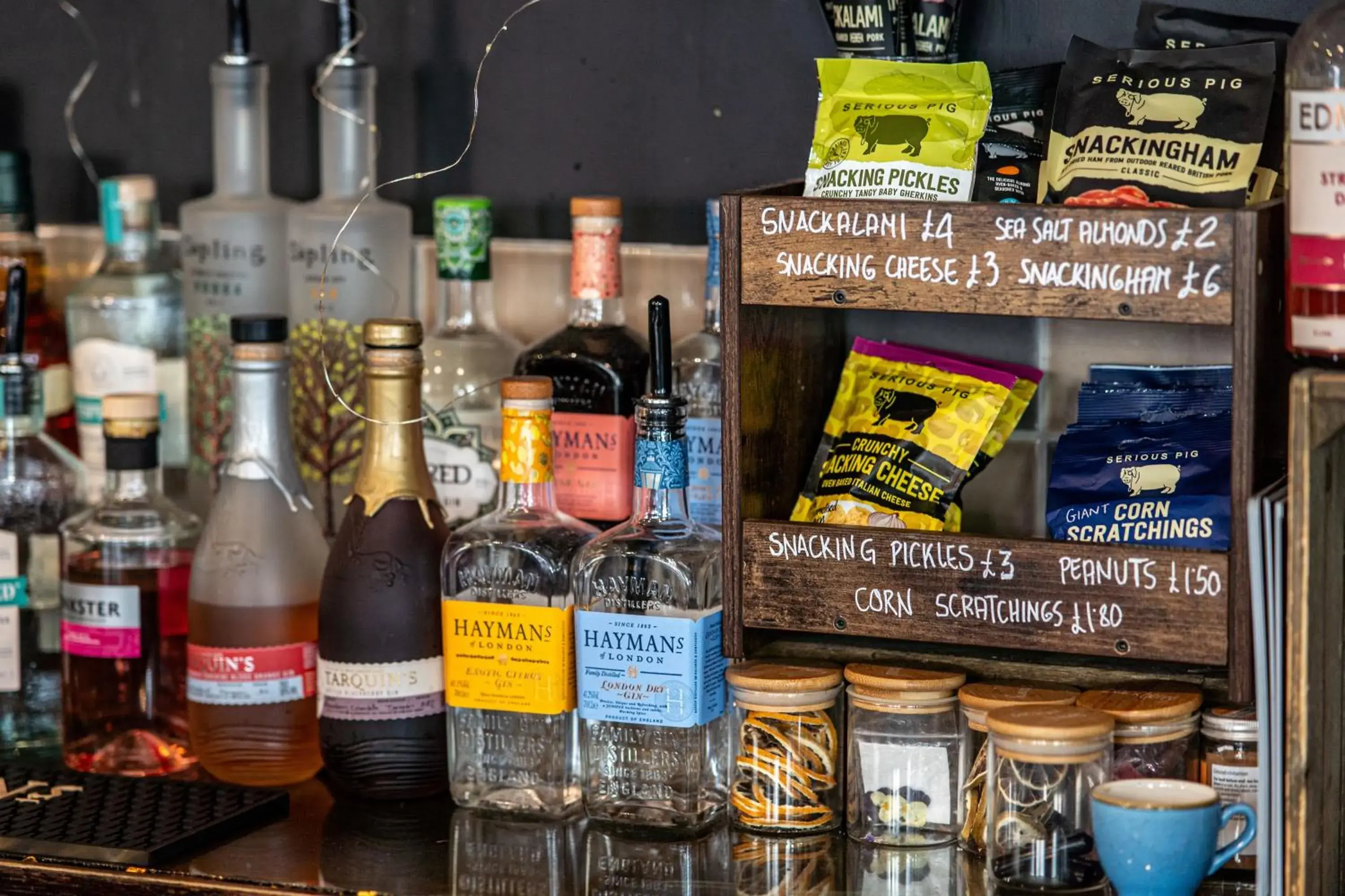 Lounge or bar in PubLove @ The Green man, Paddington Lounge or bar in PubLove @ The Green man, Paddington