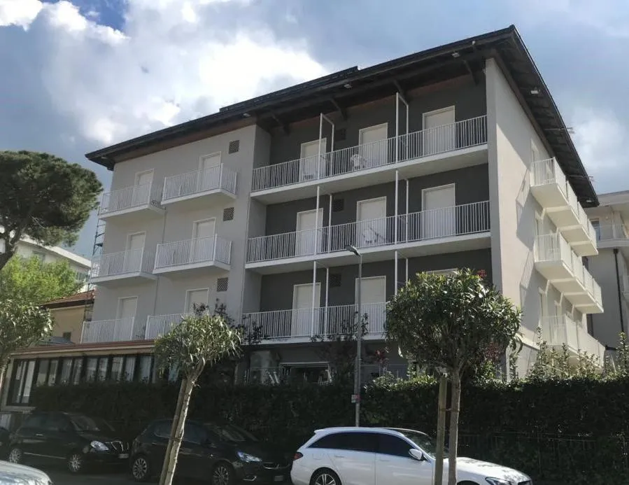 Property building in Hotel Villa Platani