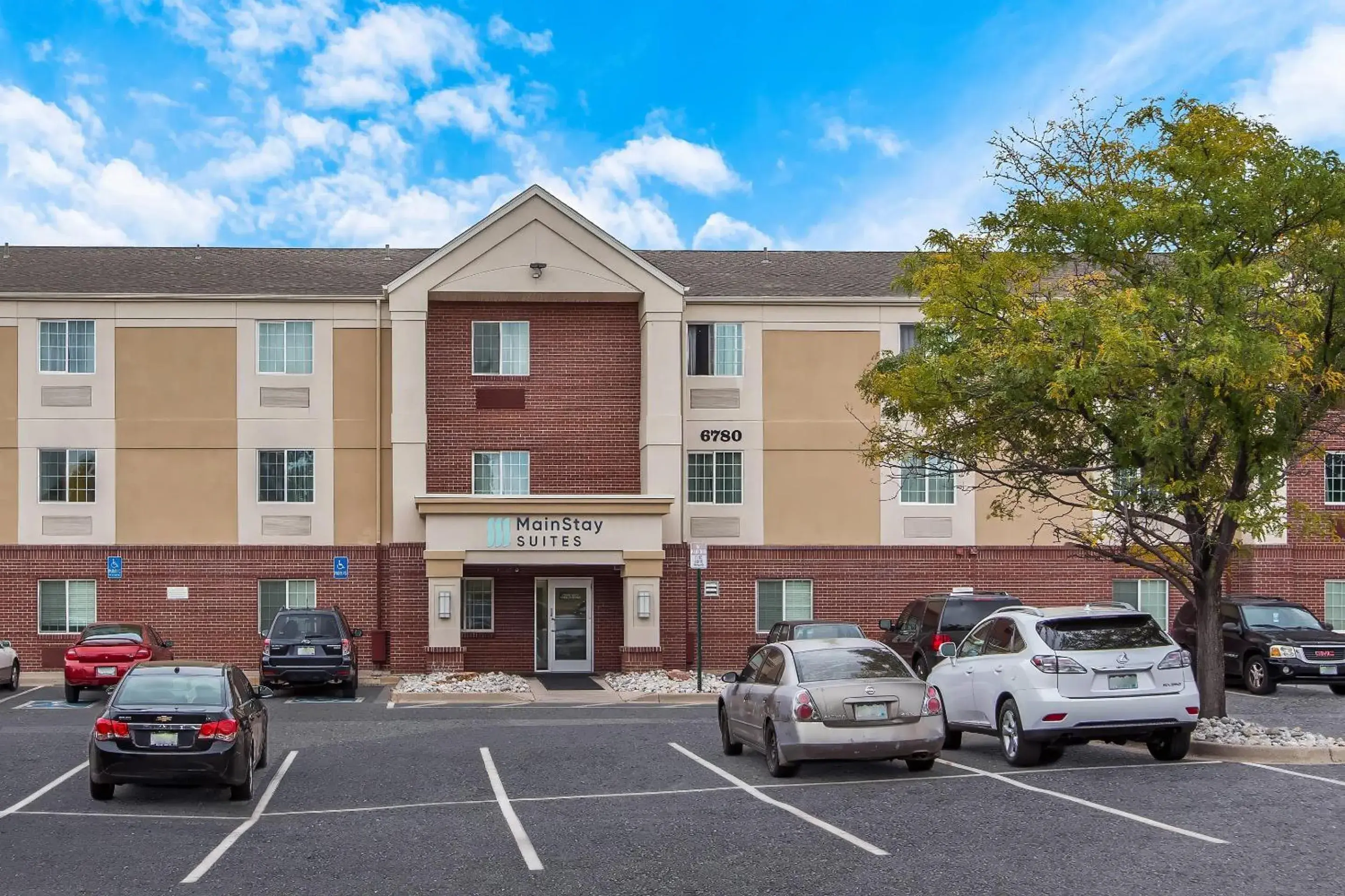Property building in MainStay Suites Denver Tech Center Property building in MainStay Suites Denver Tech Center