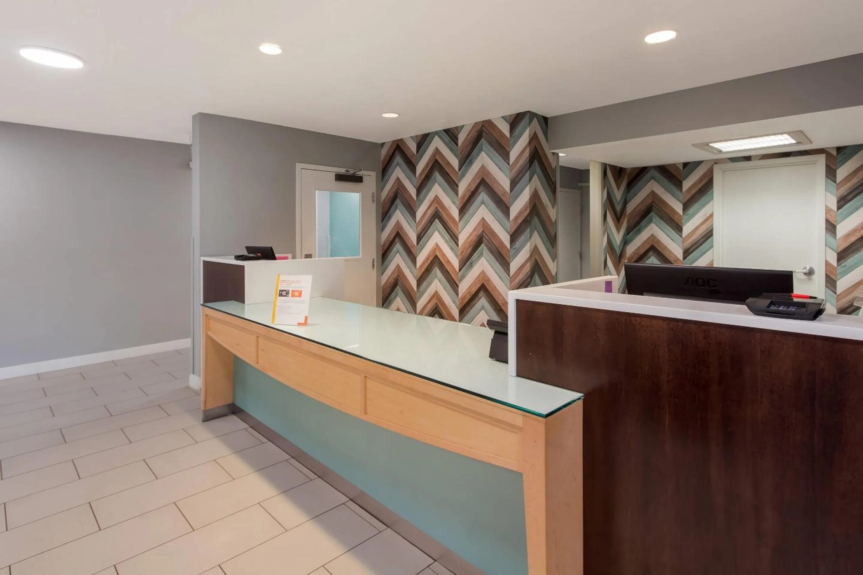 Lobby or reception in MainStay Suites Denver Tech Center