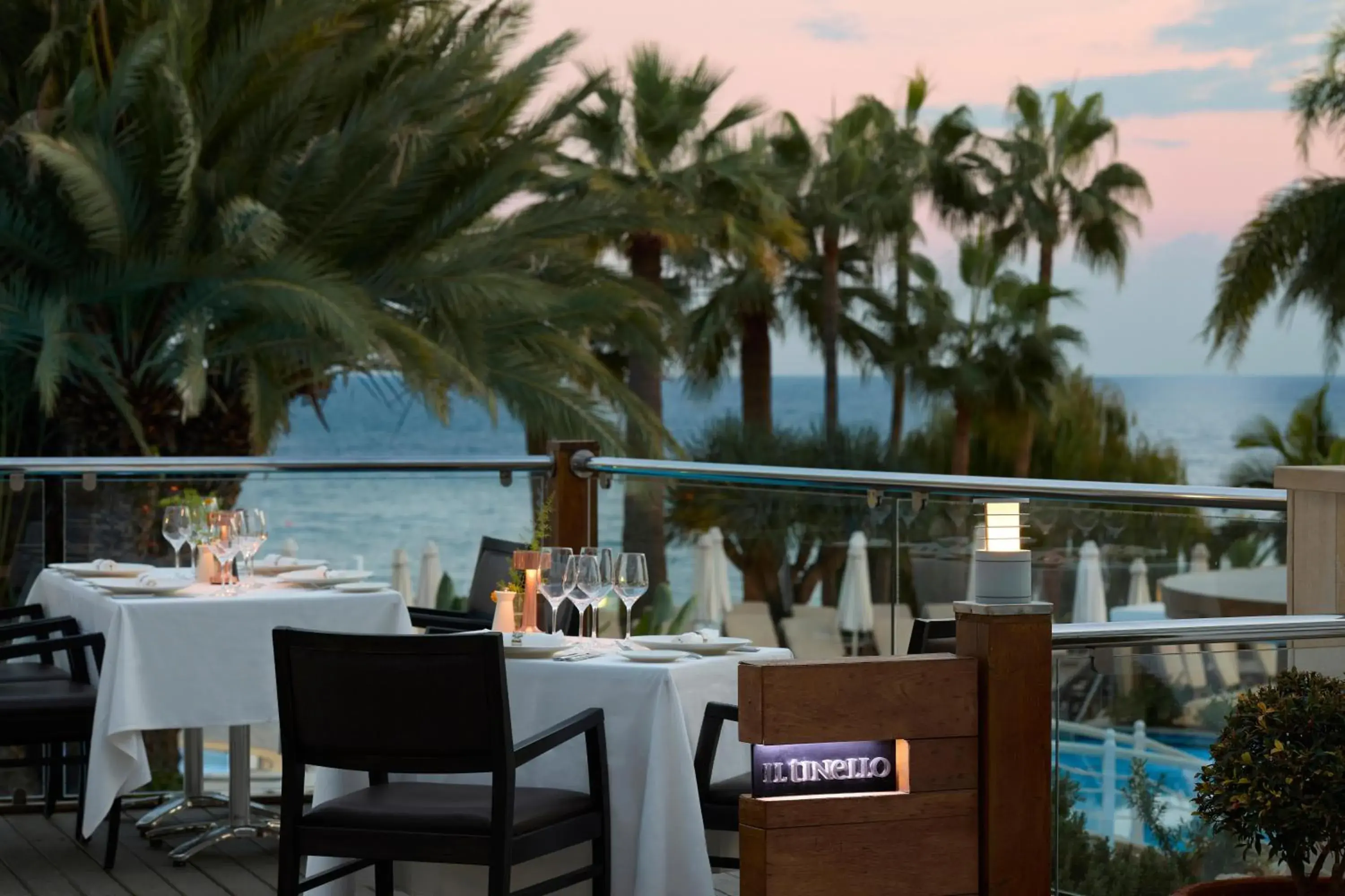 Restaurant/places to eat in Mediterranean Beach Hotel Restaurant/places to eat in Mediterranean Beach Hotel