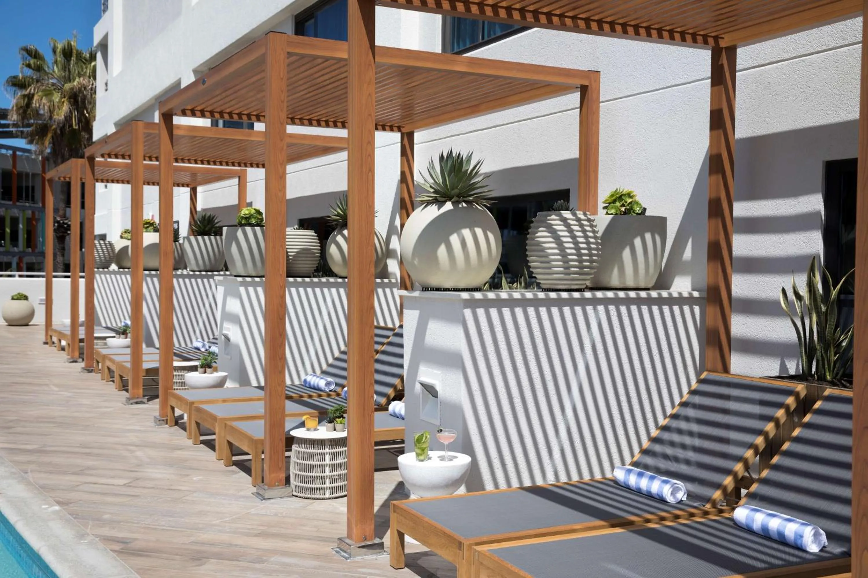 Pool view in Hilton Santa Monica