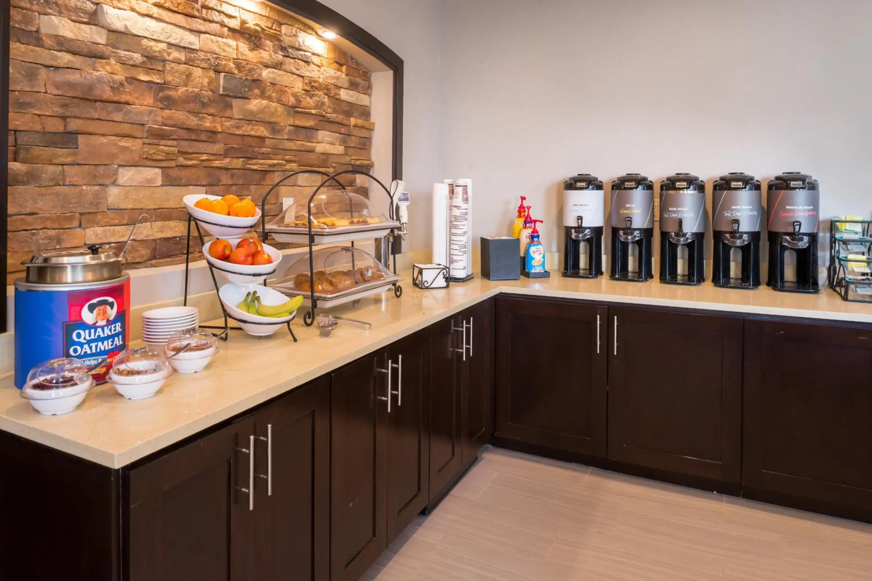 Restaurant/places to eat in Staybridge Suites - Pecos by IHG Restaurant/places to eat in Staybridge Suites - Pecos by IHG