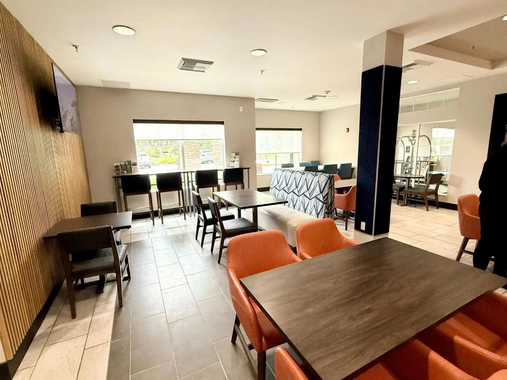 Restaurant/places to eat in Holiday Inn Express Hotel & Suites North Sequim by IHG Restaurant/places to eat in Holiday Inn Express Hotel & Suites North Sequim by IHG