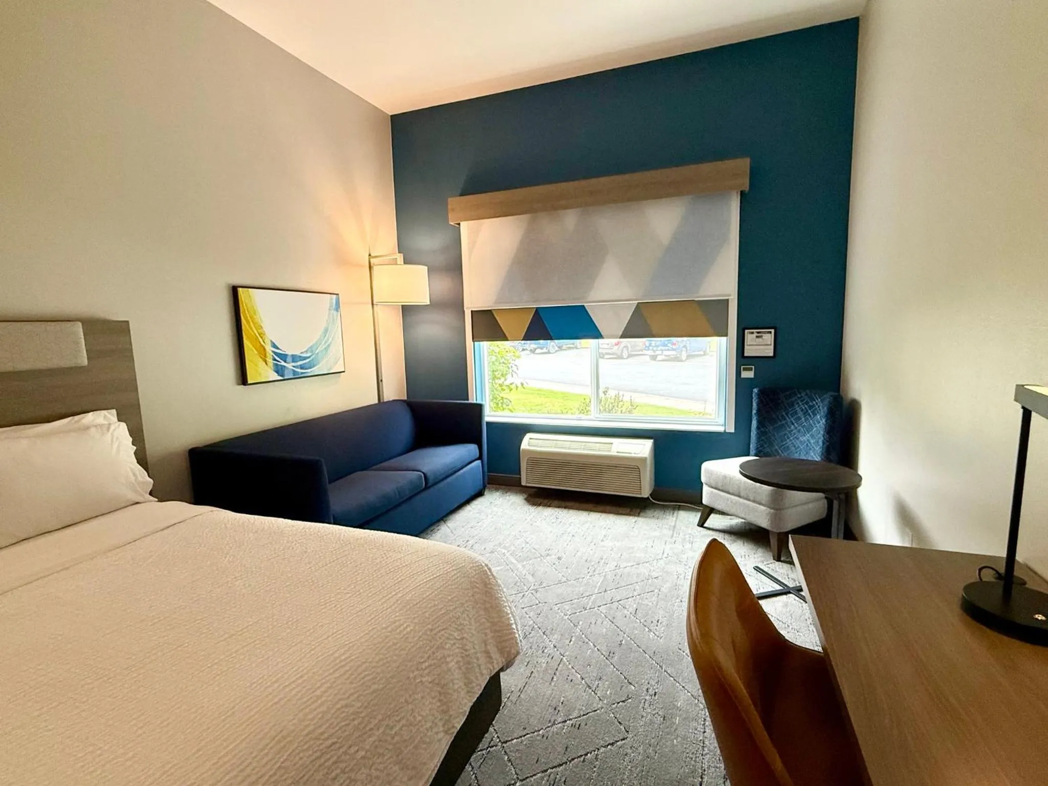 Photo of the whole room, Bed in Holiday Inn Express Hotel & Suites North Sequim by IHG