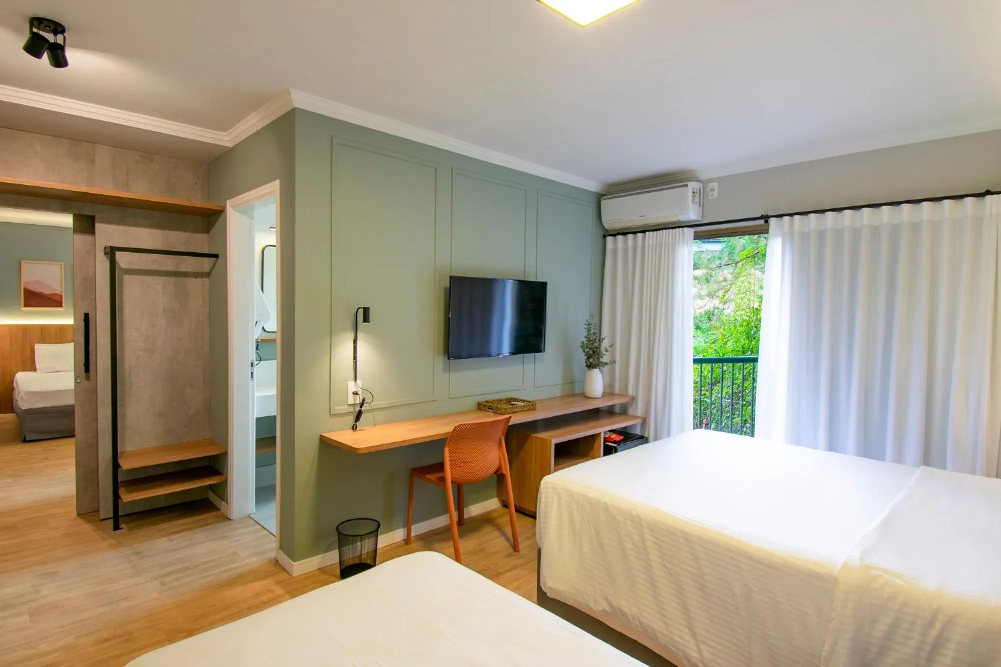 Bedroom, Bed in Oscar Inn Eco Resort