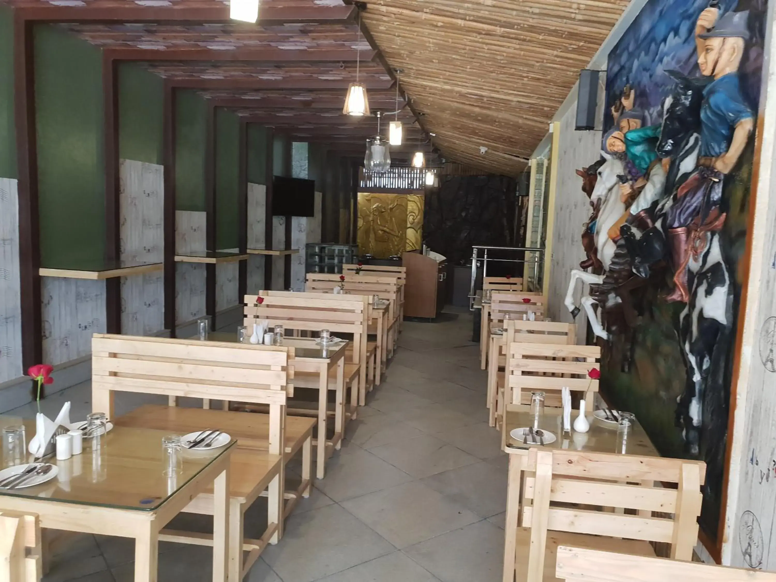 Restaurant/places to eat in Arna Hotel Restaurant/places to eat in Arna Hotel