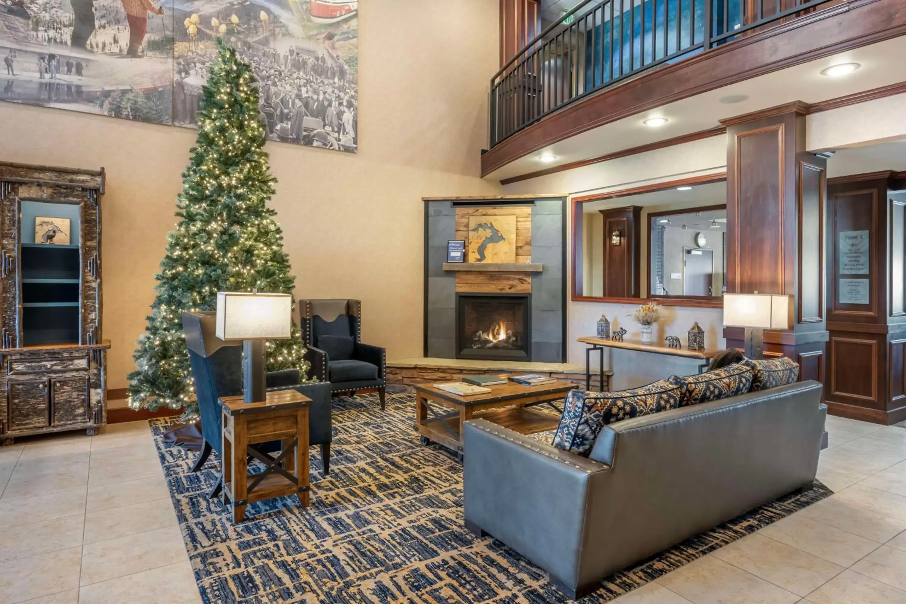 Lobby or reception in Best Western Plus Ponderay Mountain Lodge Sandpoint Lobby or reception in Best Western Plus Ponderay Mountain Lodge Sandpoint